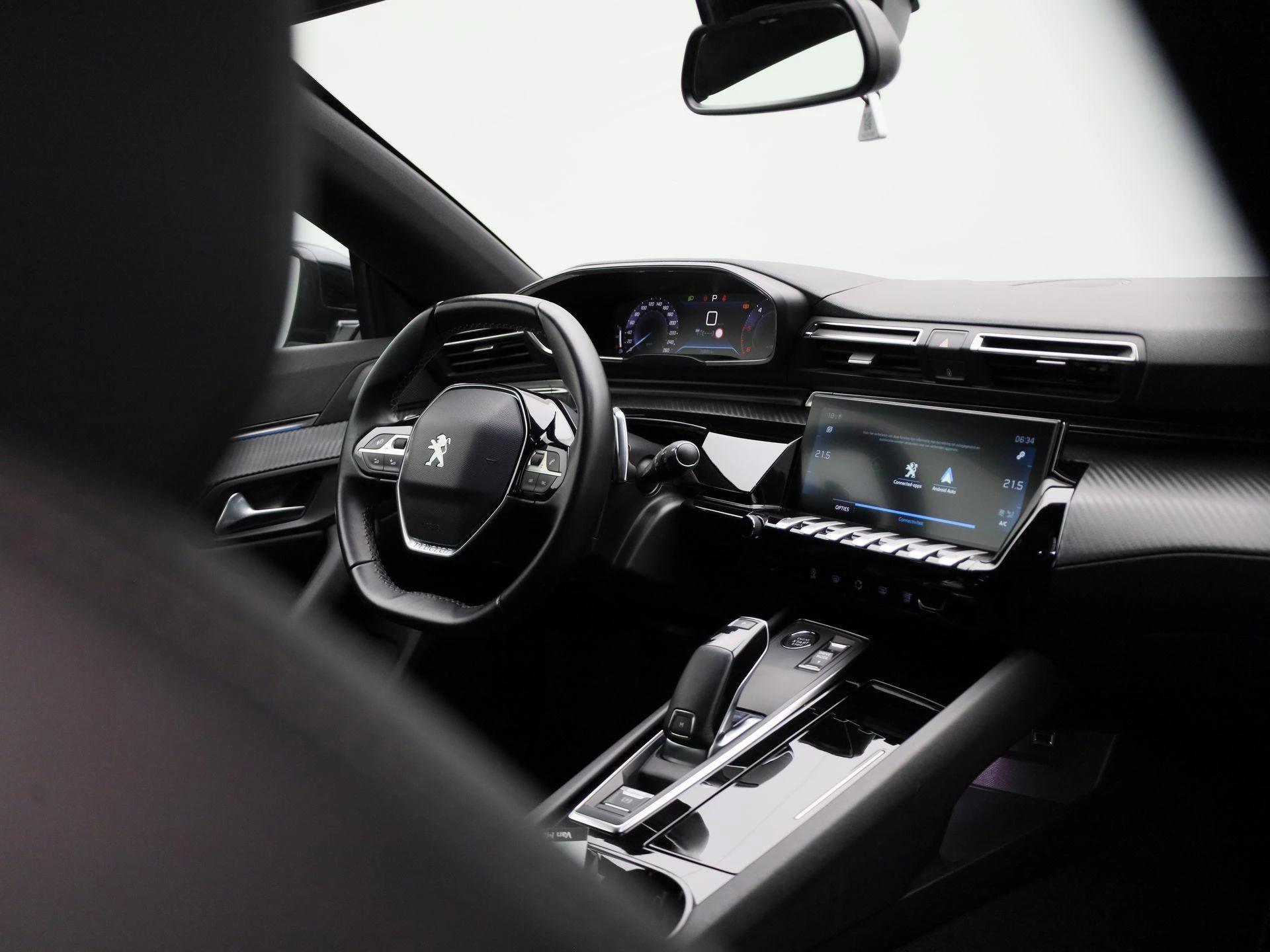 Peugeot-508-image-32