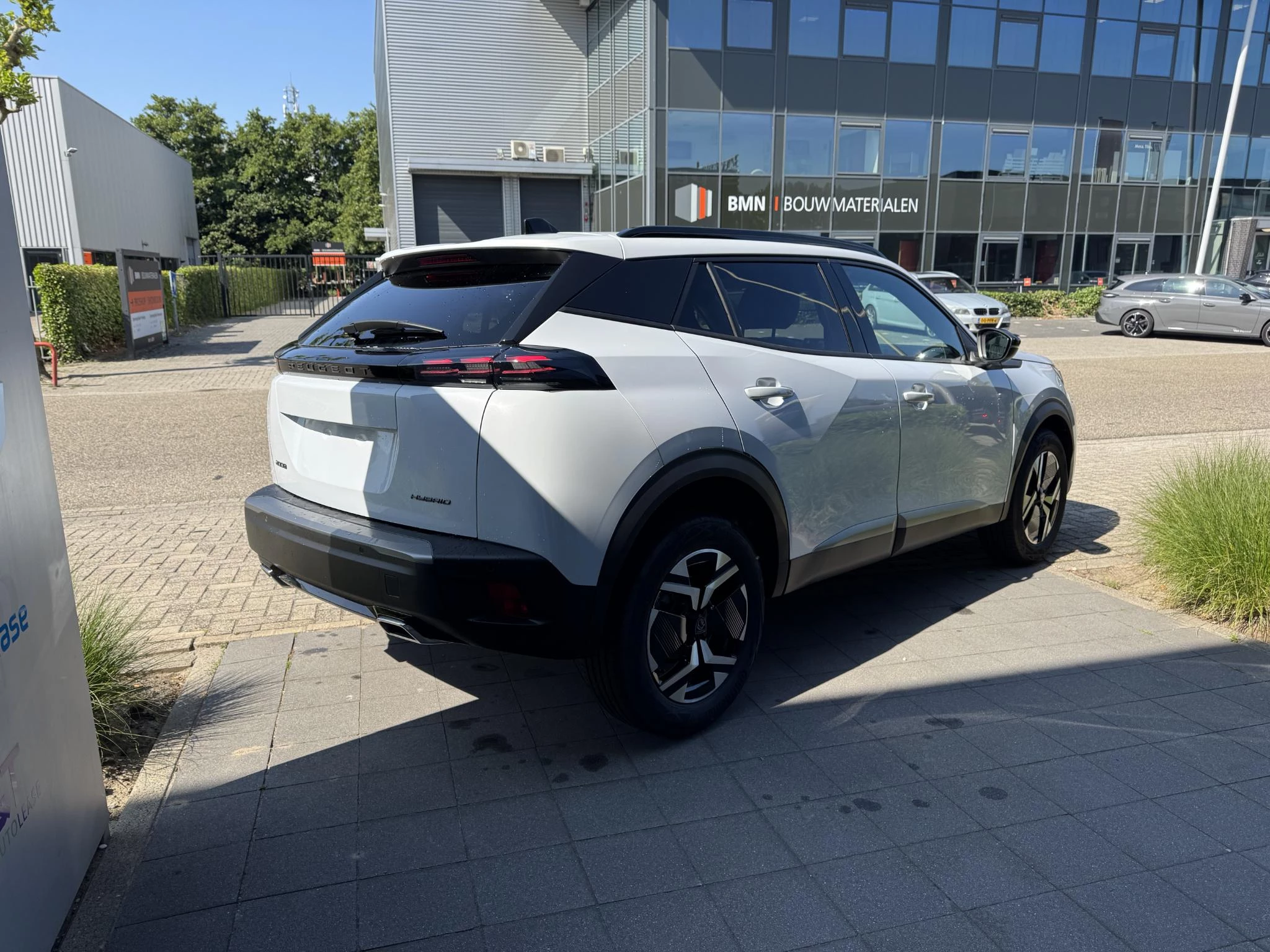 Peugeot-2008-image-3