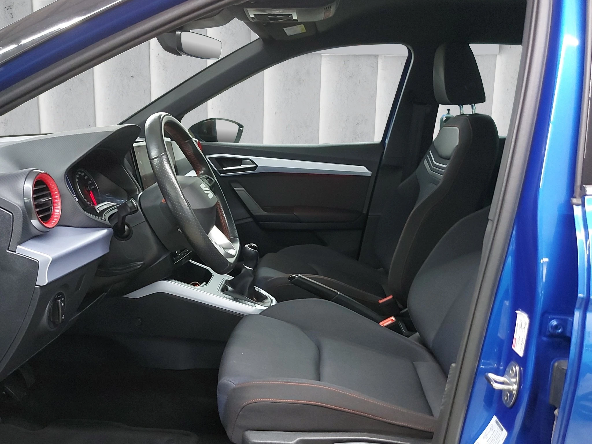 SEAT-Arona-image-9