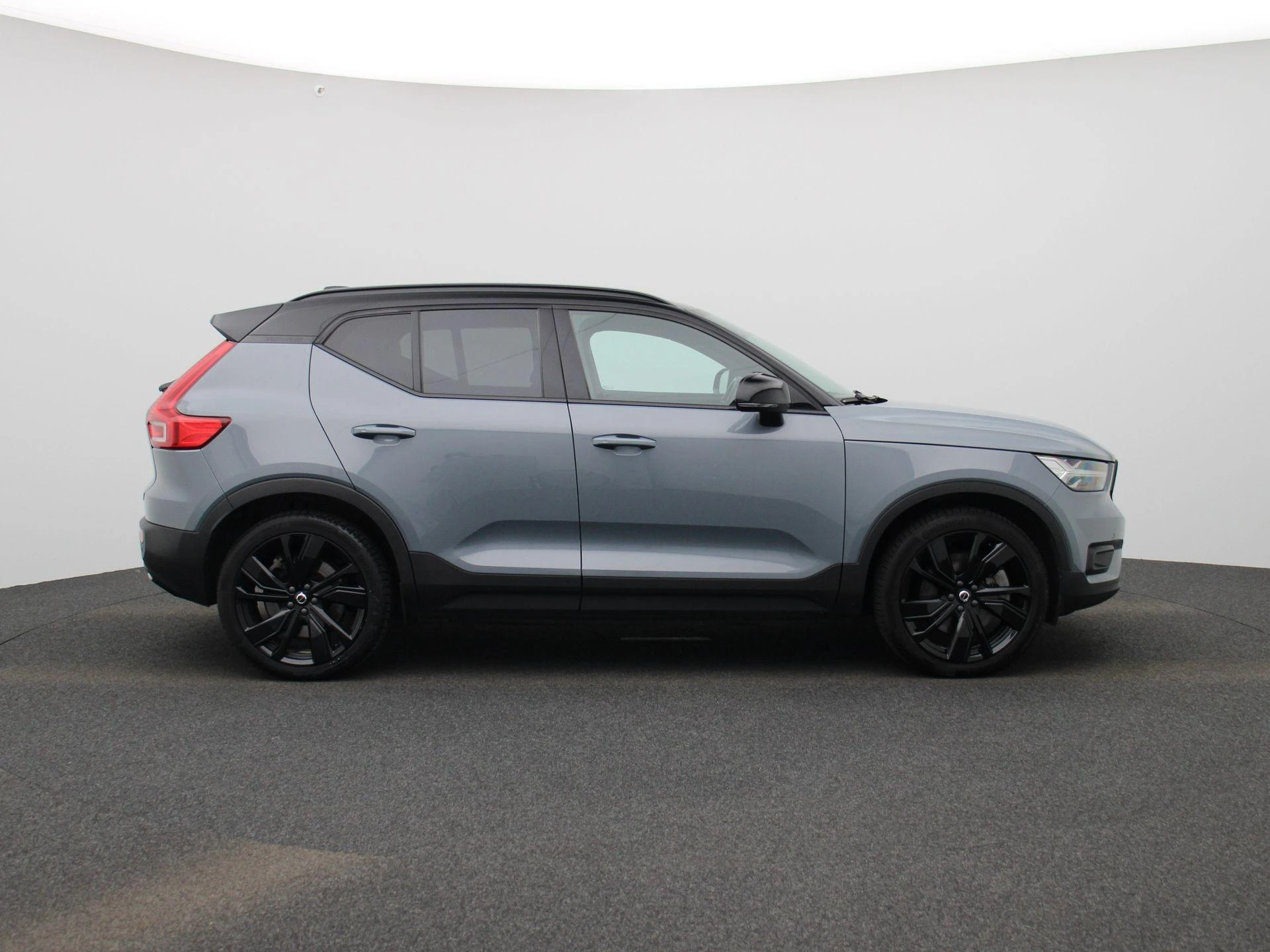 Volvo-XC40-image-6