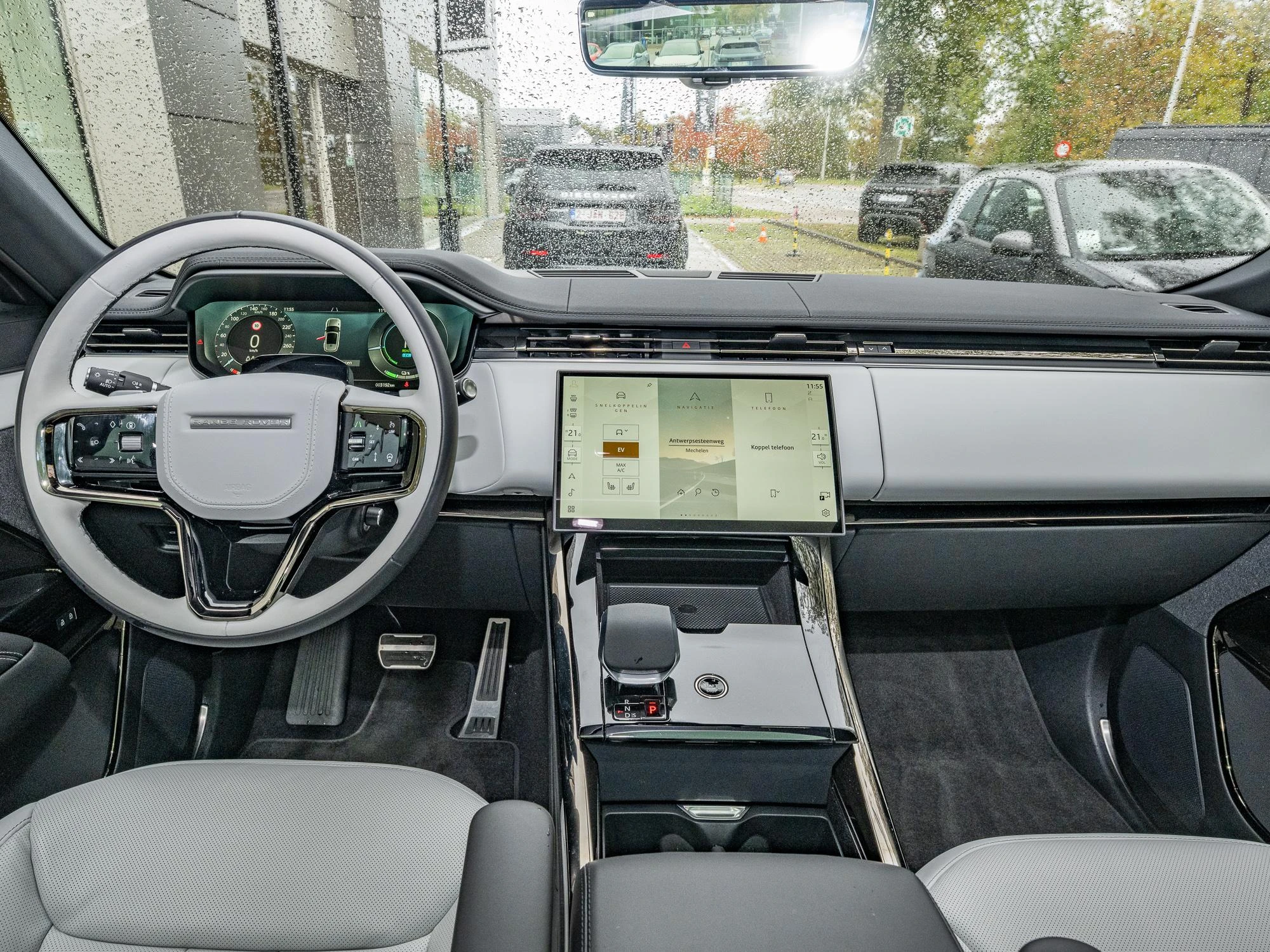 Land Rover-Range Rover Sport-image-8