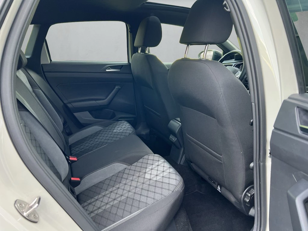 Volkswagen Taigo 1.0 TSI DSG R-Line *Pano*
