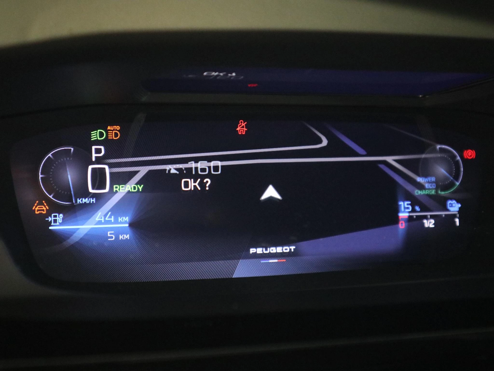 Peugeot-e-308-image-14