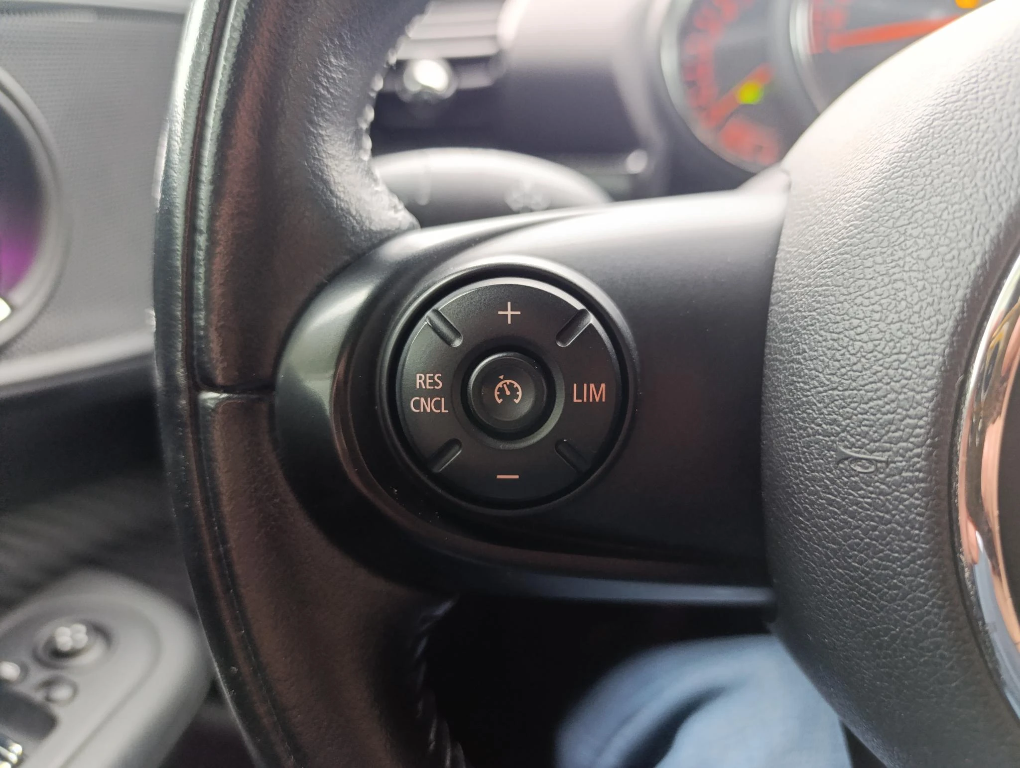 MINI-Clubman-image-14