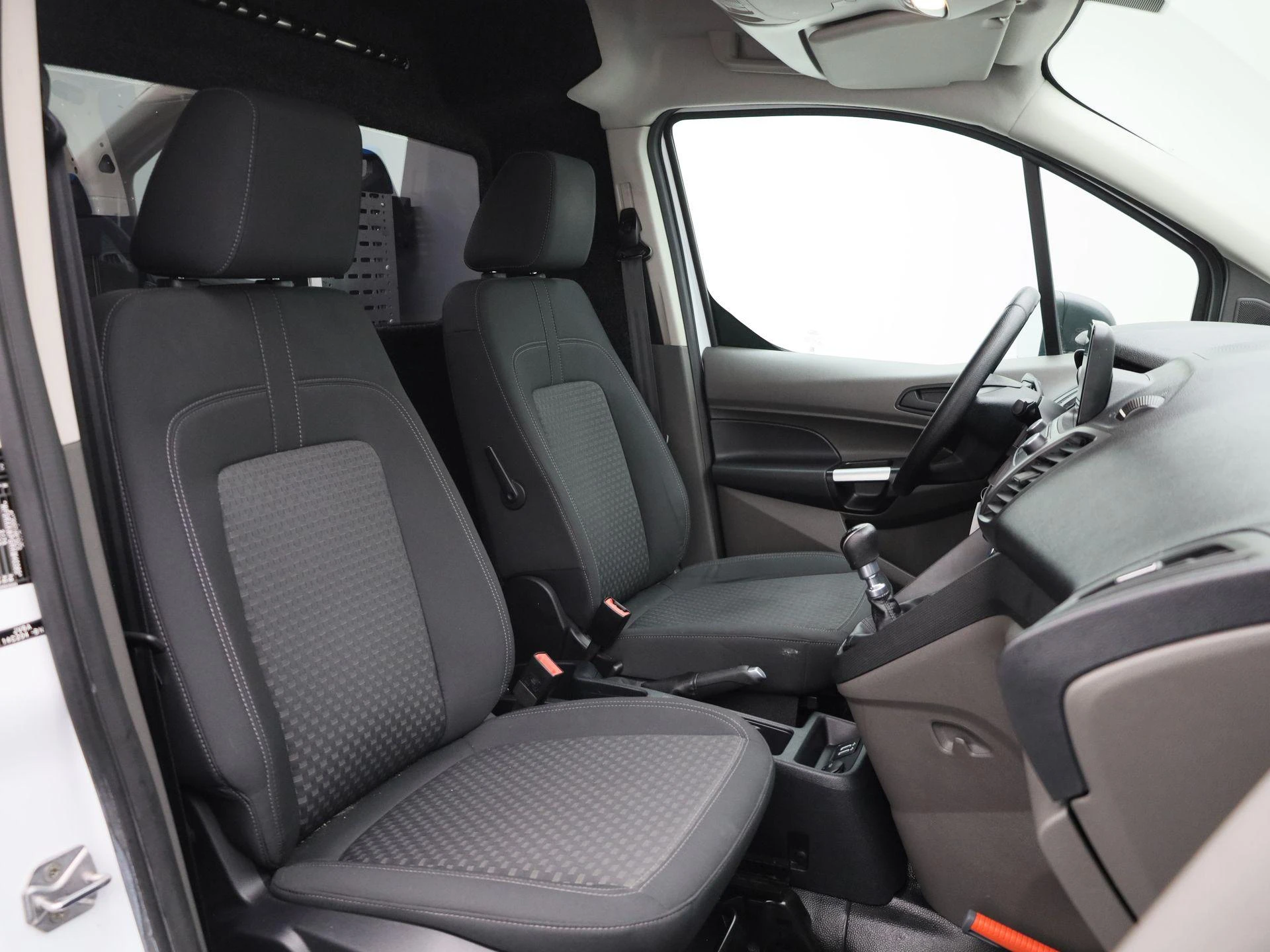 Ford-Transit Connect-image-30