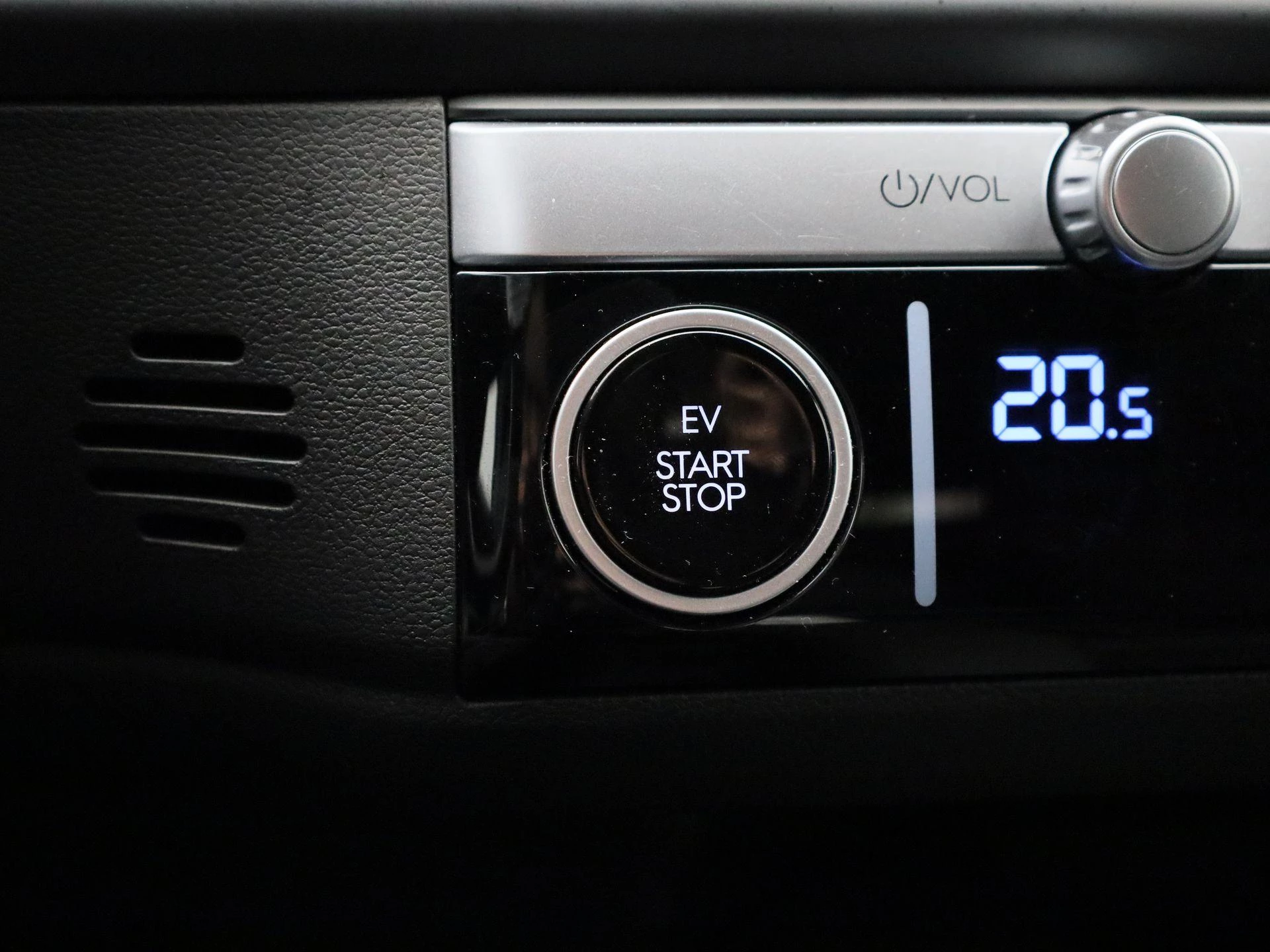 Hyundai-IONIQ 6-image-29