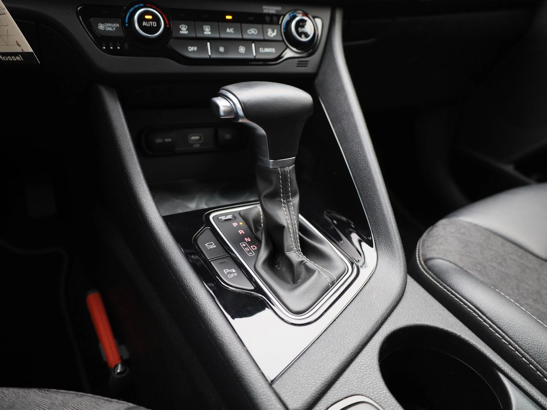 Kia-Niro-image-18