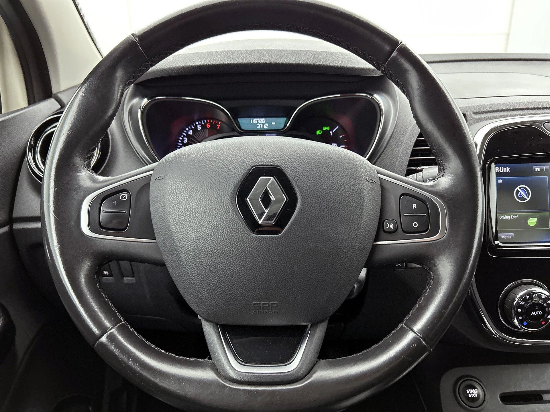 Renault-Captur-image-21