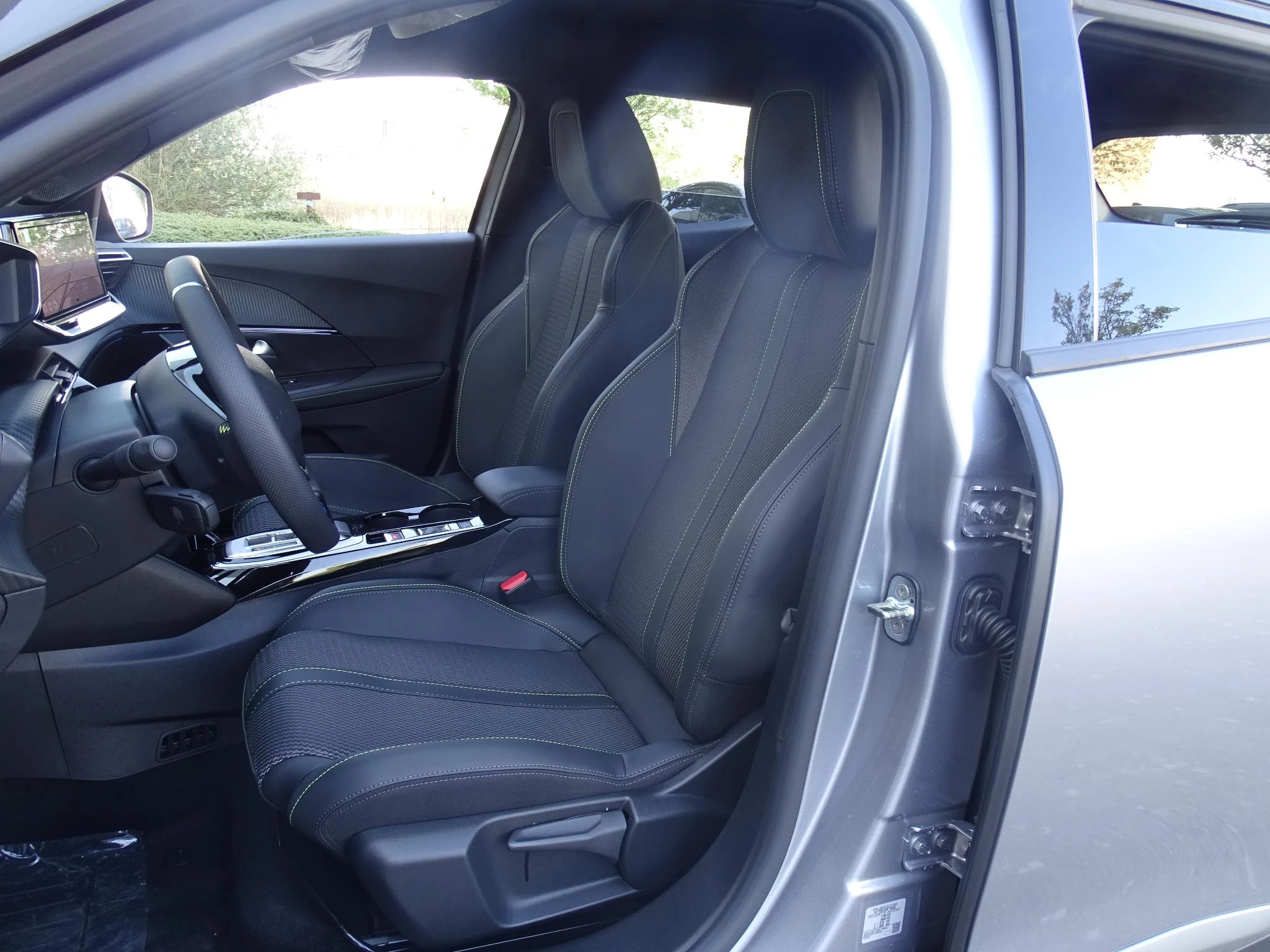 Peugeot-2008-image-10