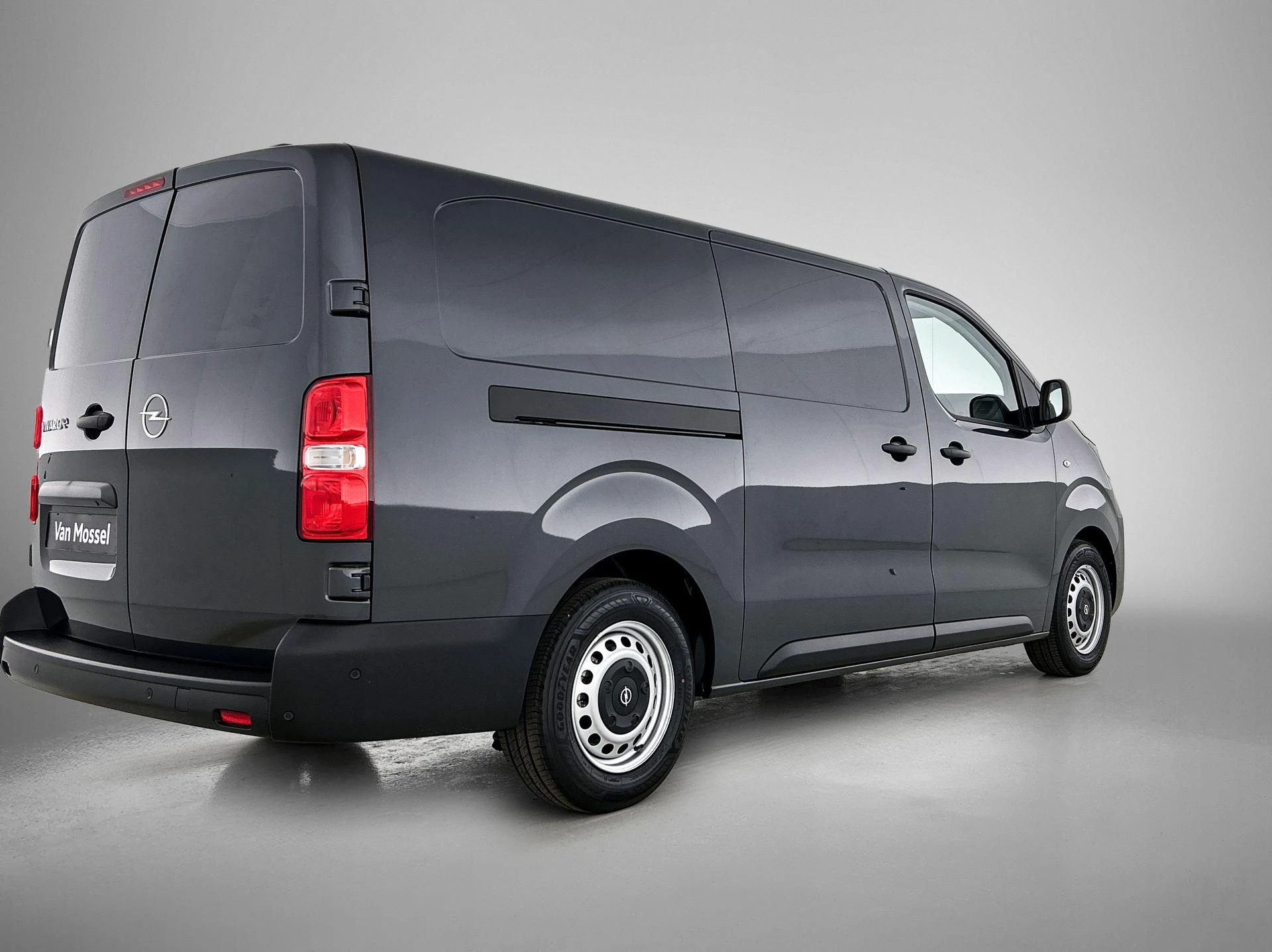 Opel-Vivaro-e-image-3