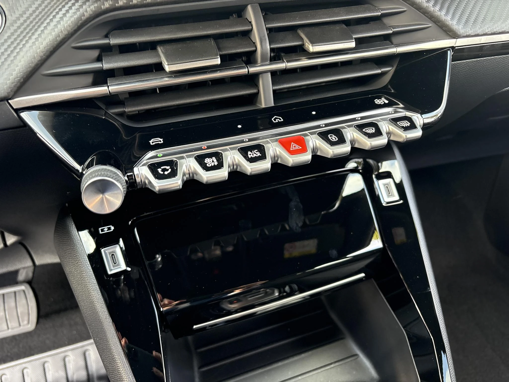 Peugeot-2008-image-14
