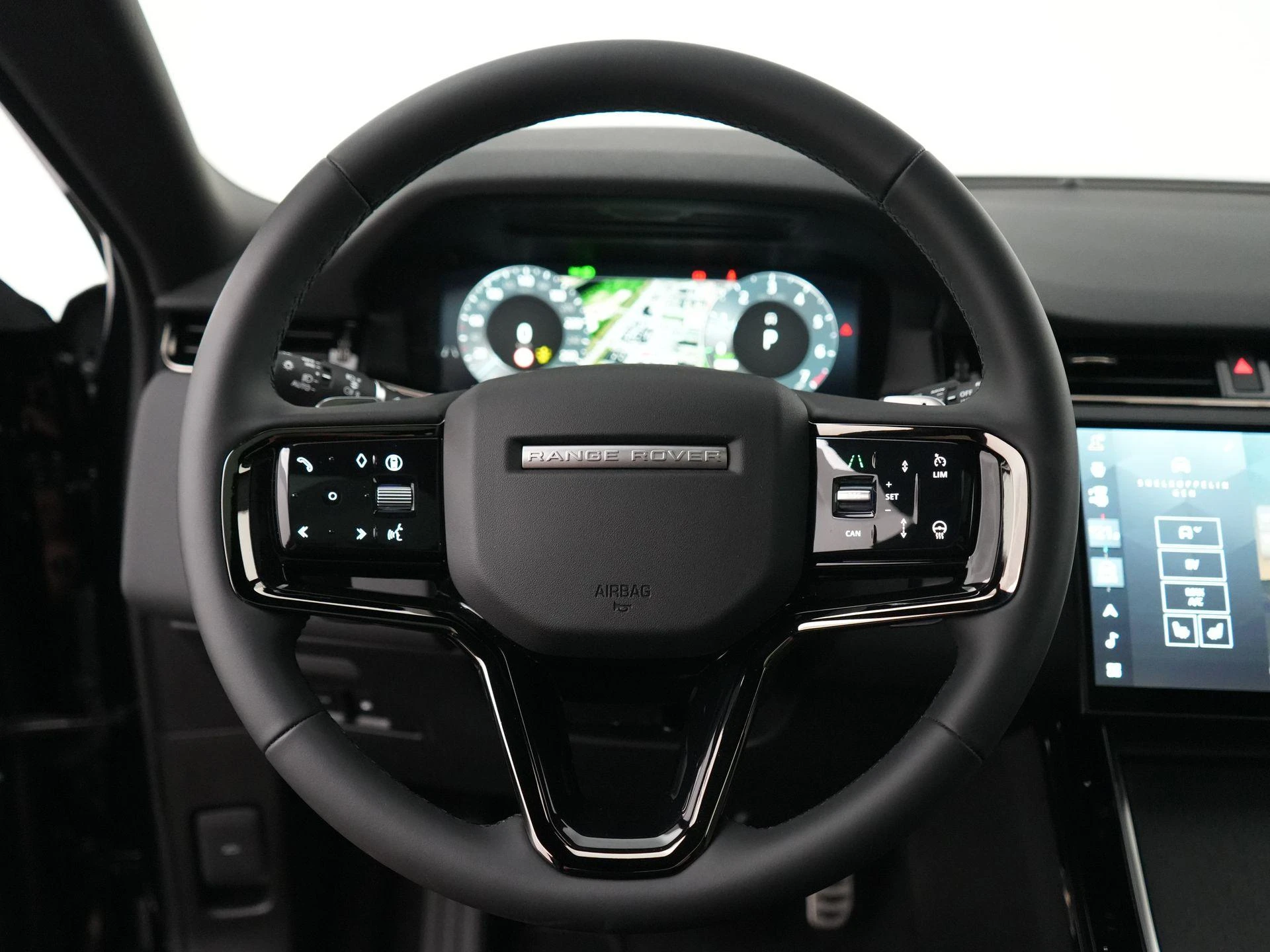 Land Rover-Range Rover Evoque-image-8