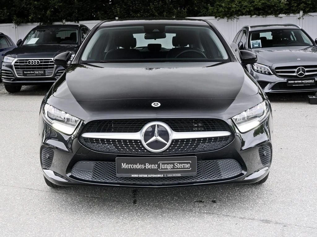 Mercedes-Benz-A-Klasse 250 e-image-3