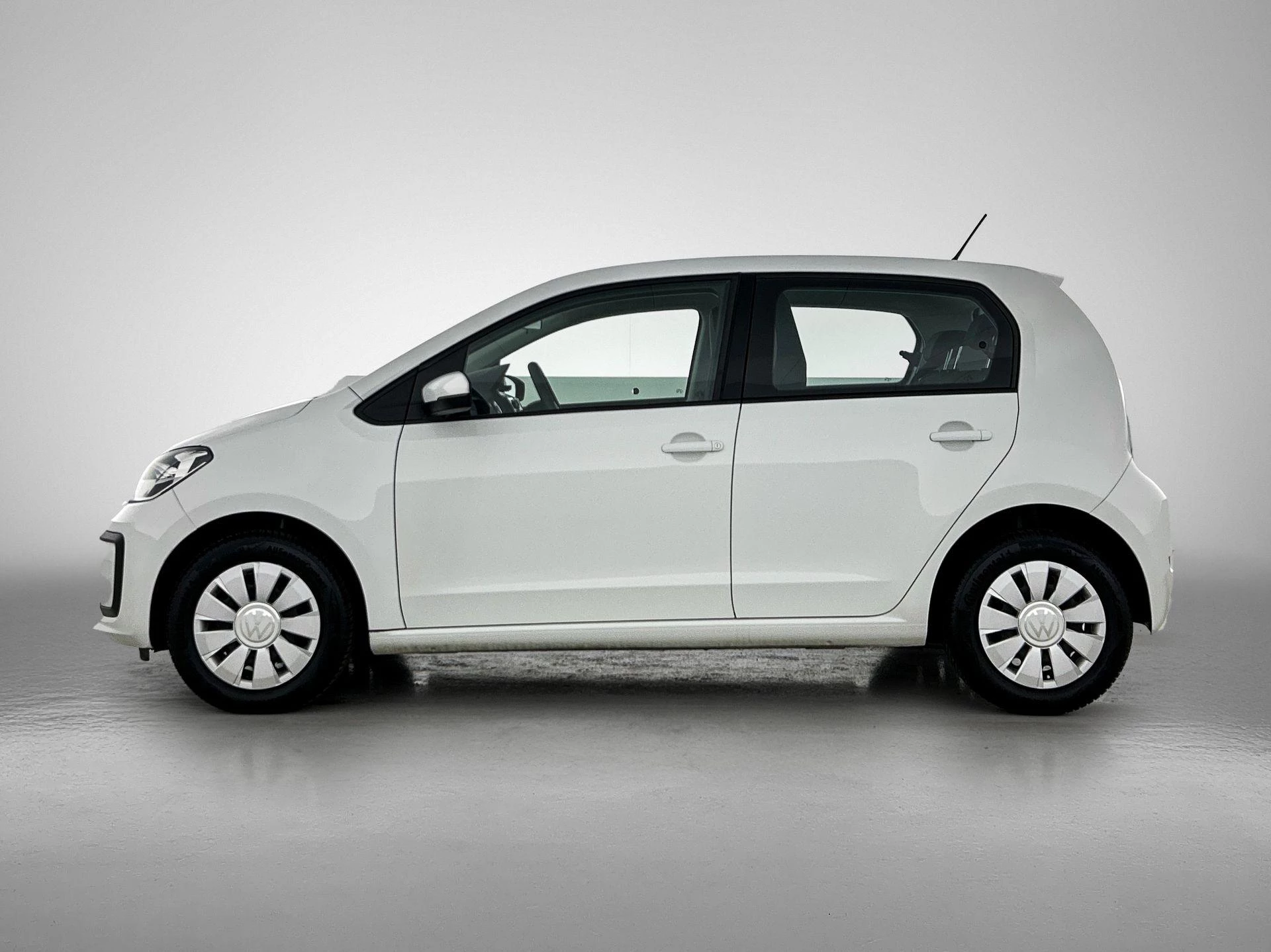 Volkswagen-up!-image-1