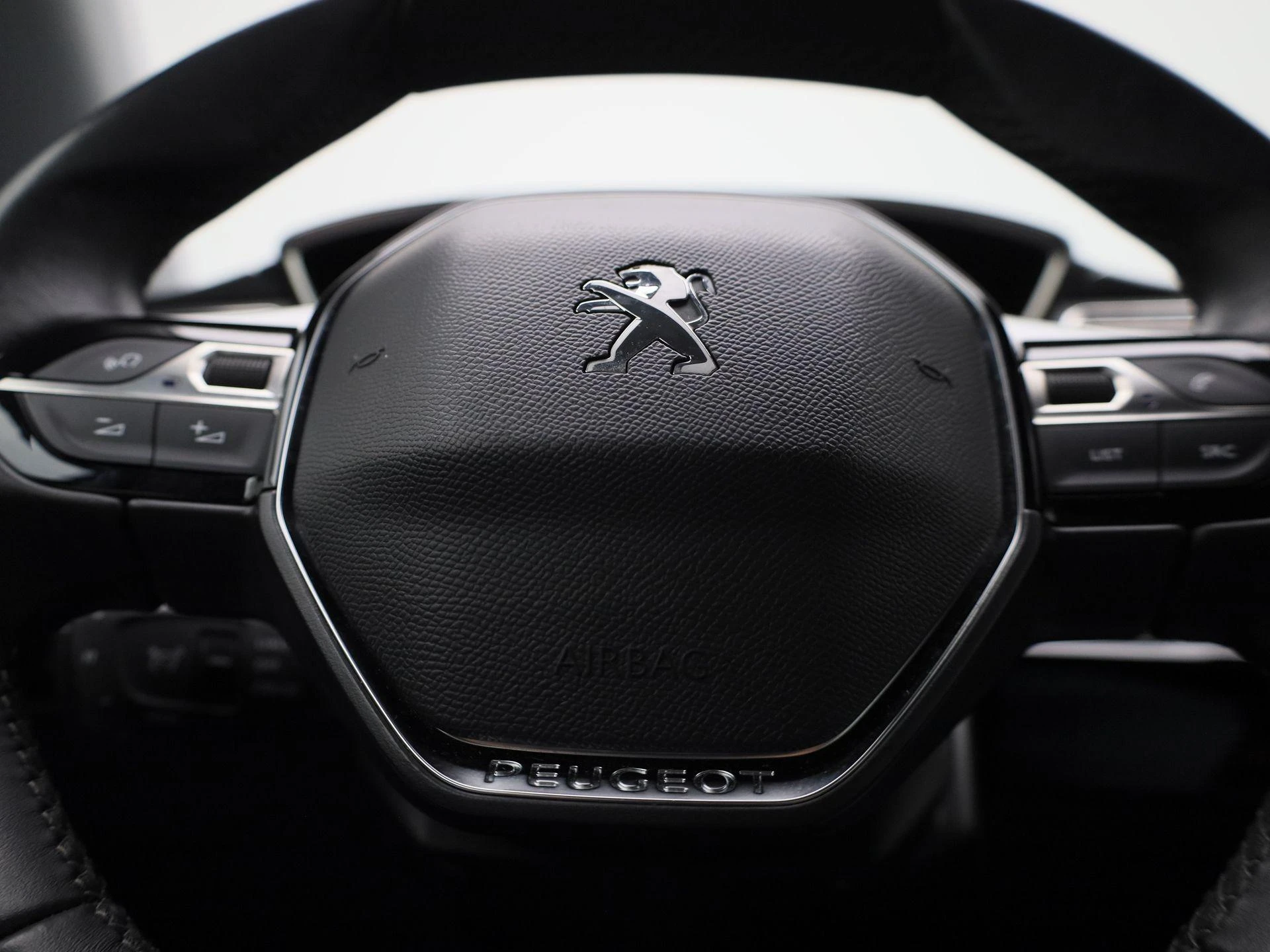 Peugeot-508-image-29