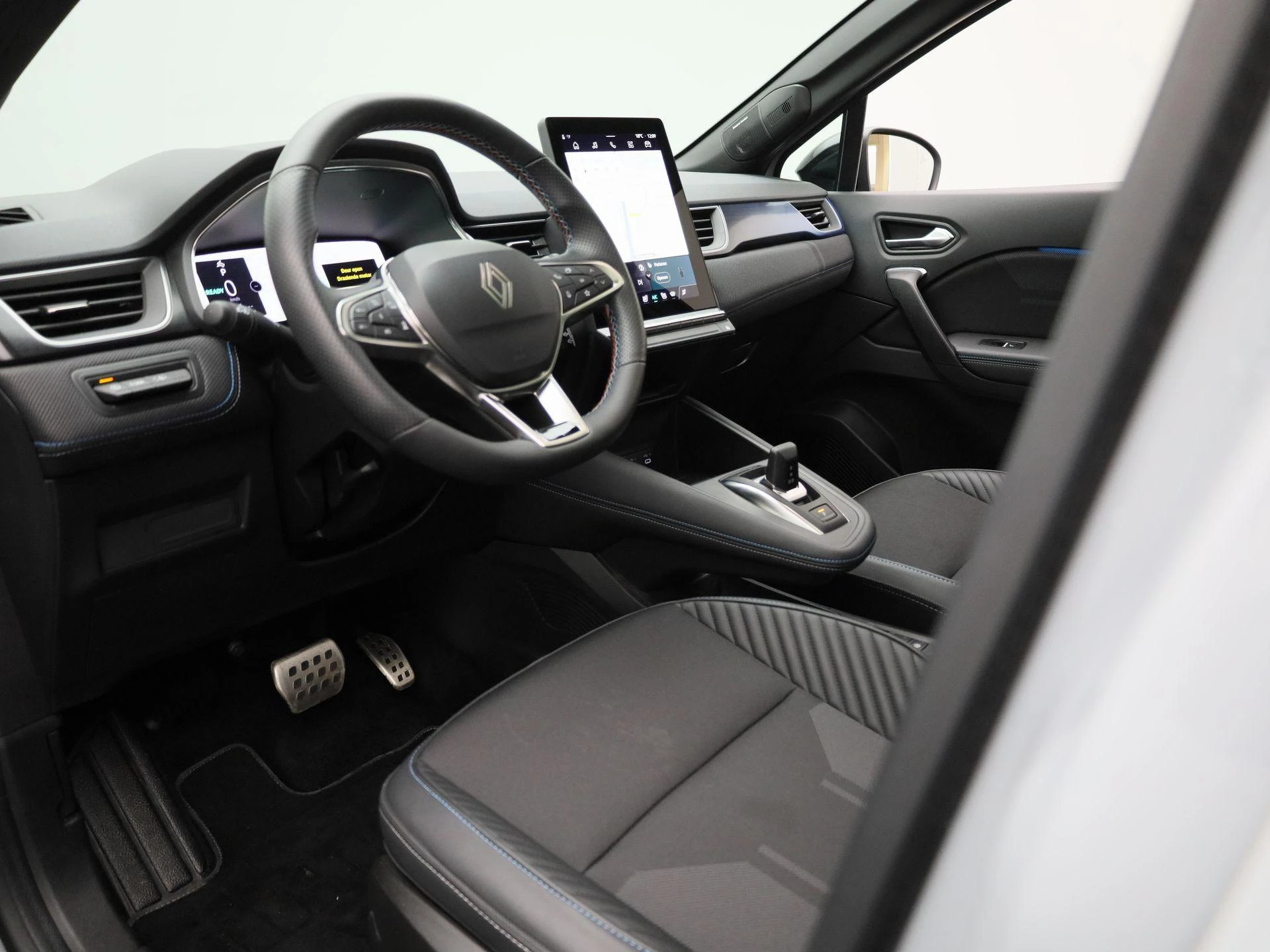 Renault-Captur-image-14