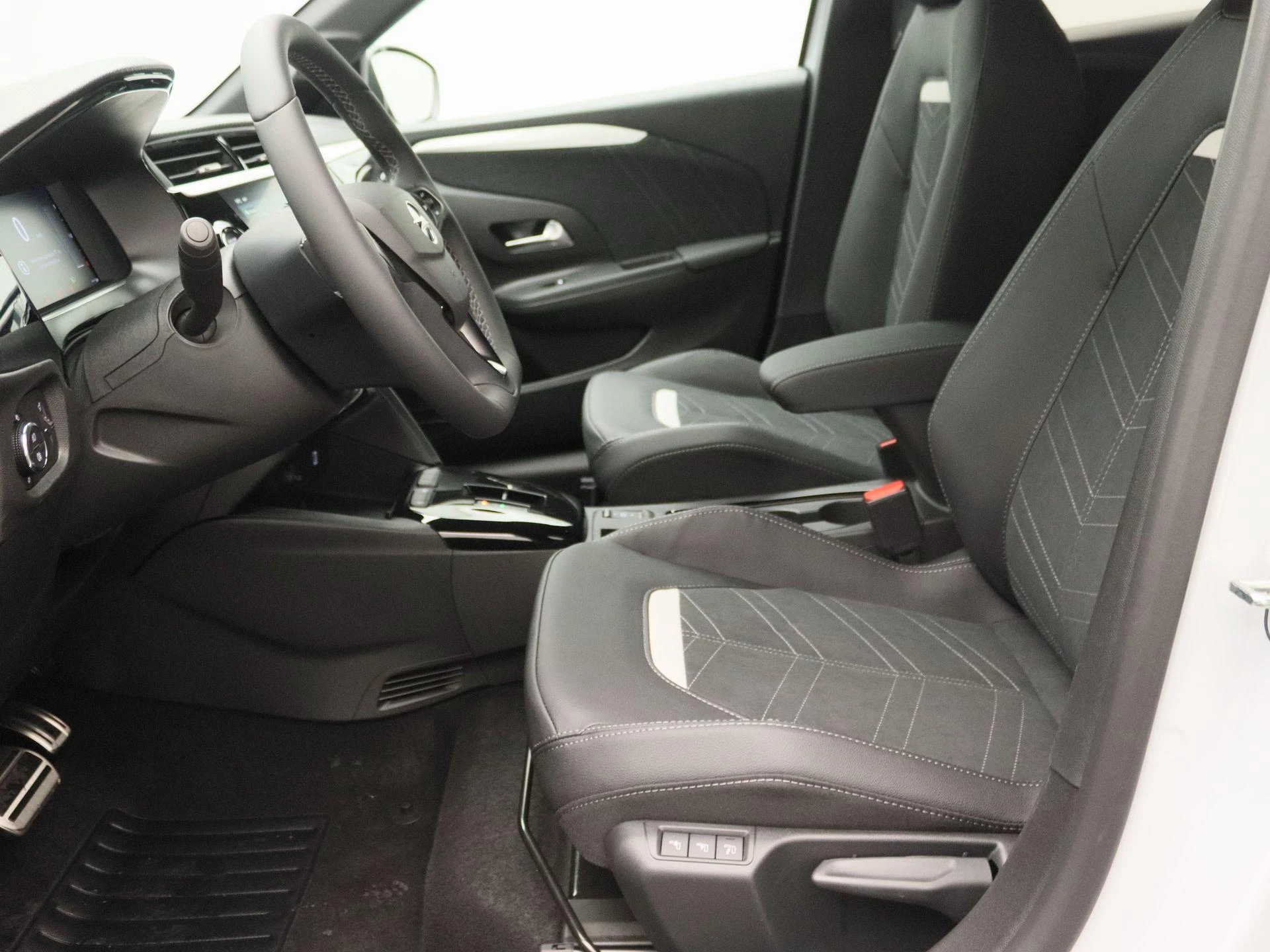 Opel Corsa 1.2 Turbo Hybrid Ultimate