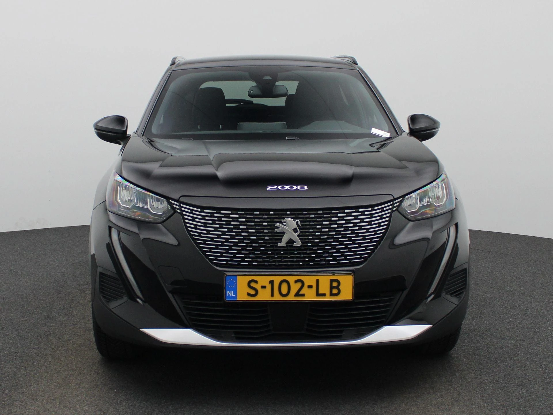 Peugeot-2008-image-2