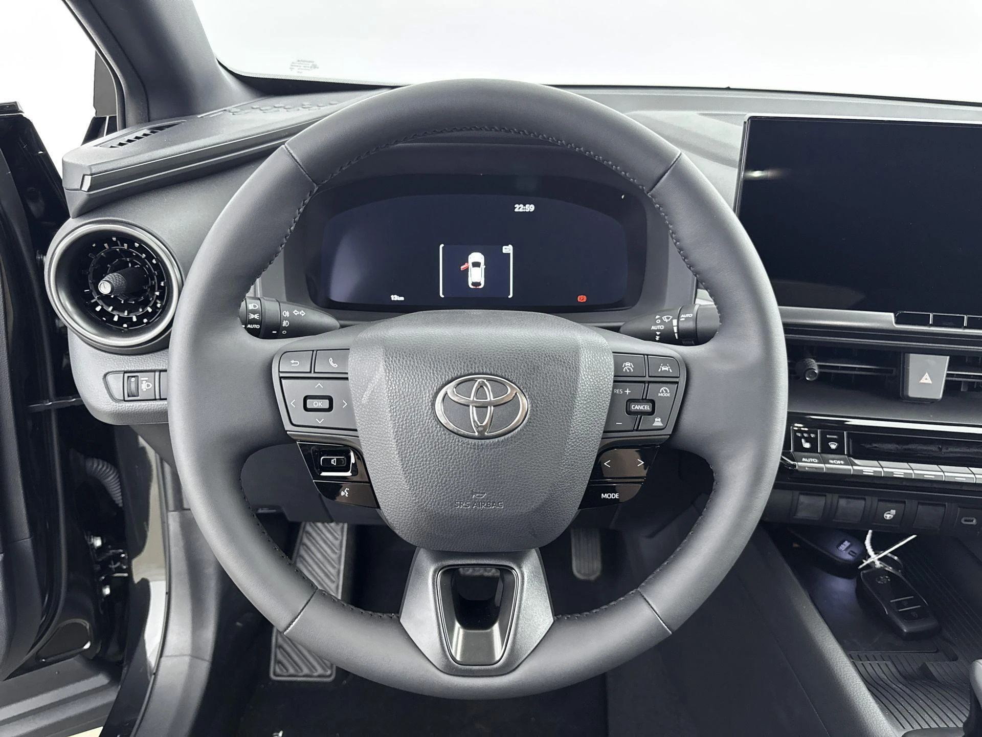 Toyota-C-HR-image-14