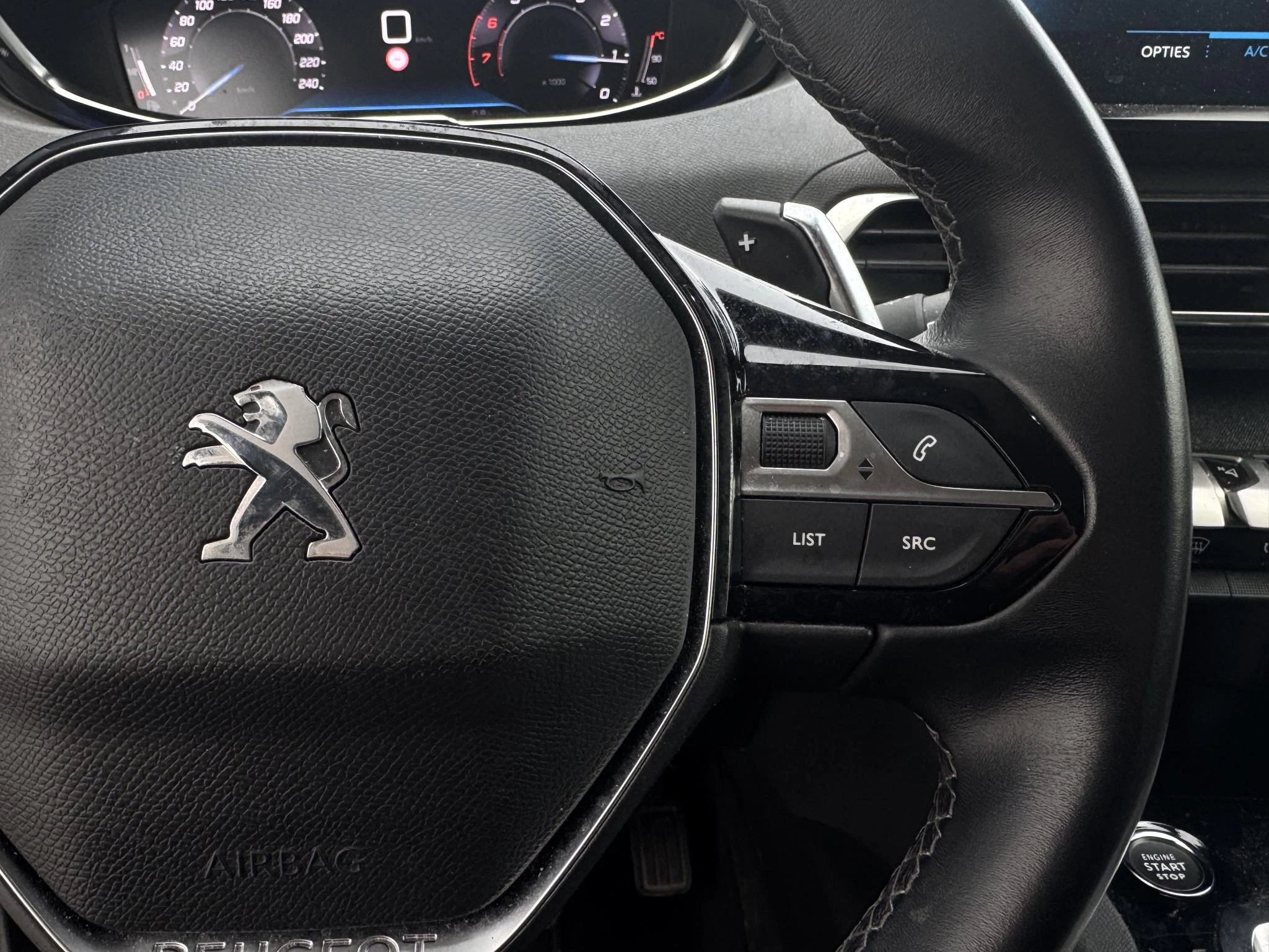 Peugeot 3008 1.2 PureTech Allure Pack