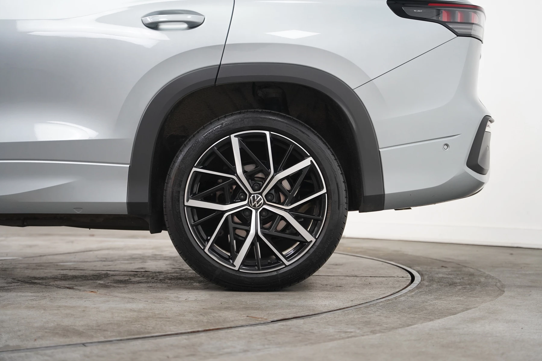 Volkswagen-Tayron-image-28
