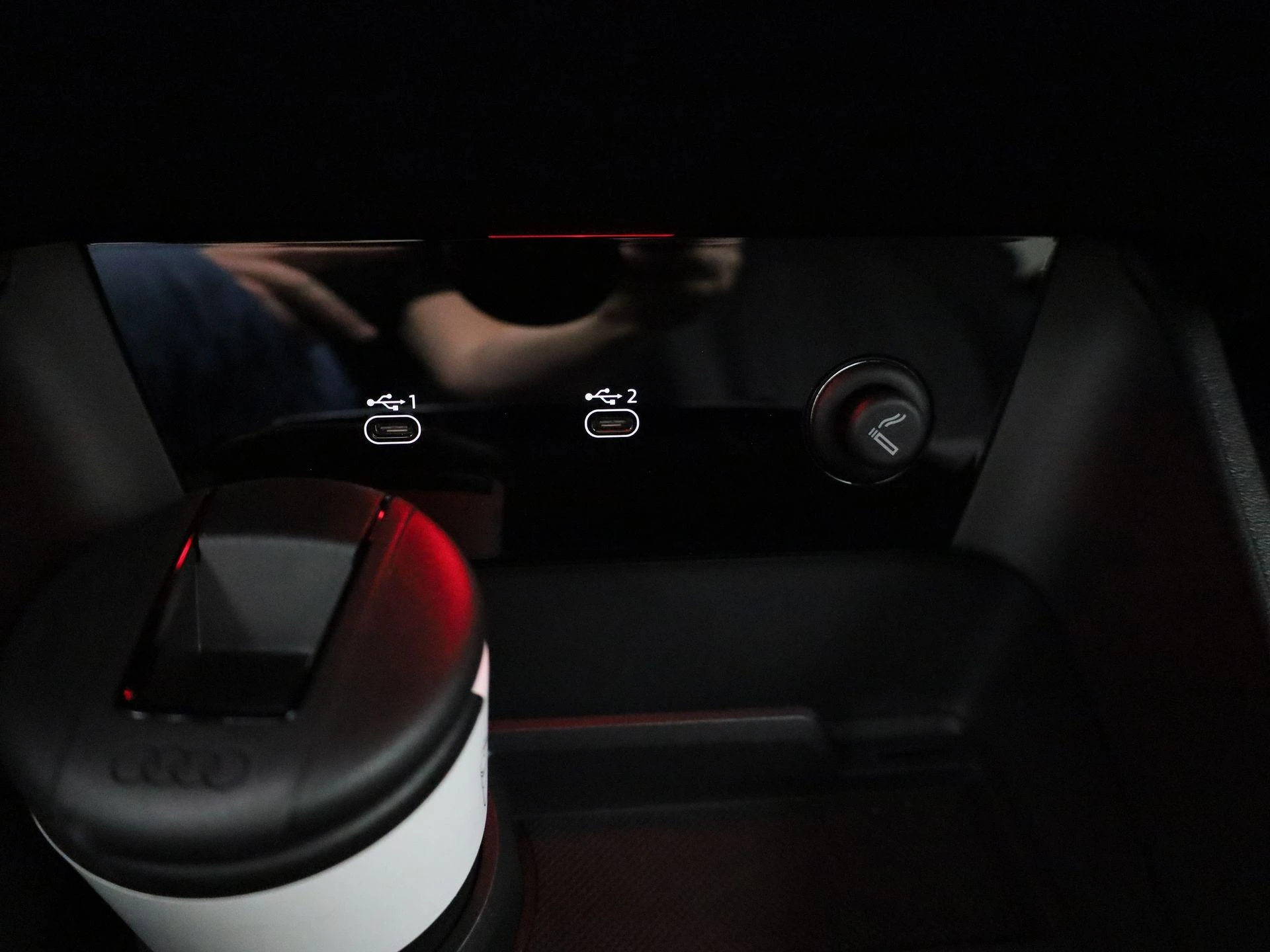 Audi-Q6 e-tron-image-24