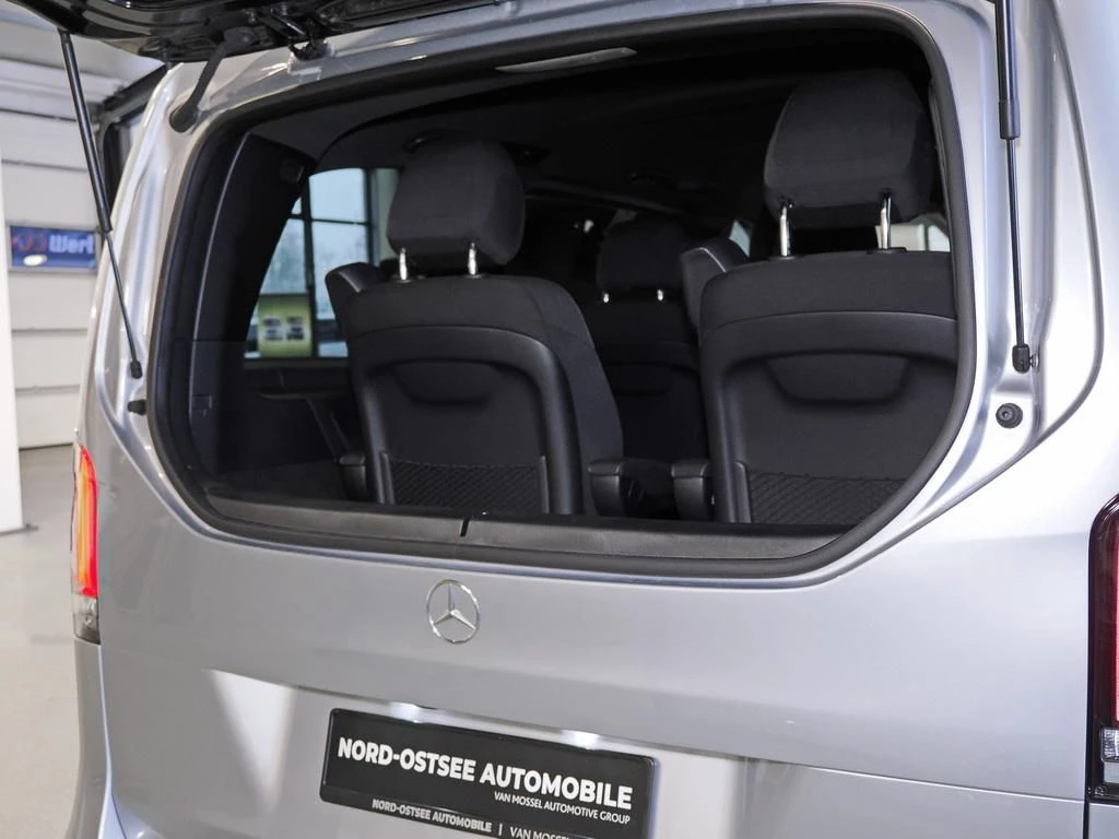 Mercedes-Benz-V-Klasse 220-image-18