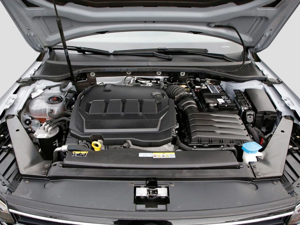 Volkswagen Passat Variant 2.0 TDI DSG Kamera Navi AppConnect