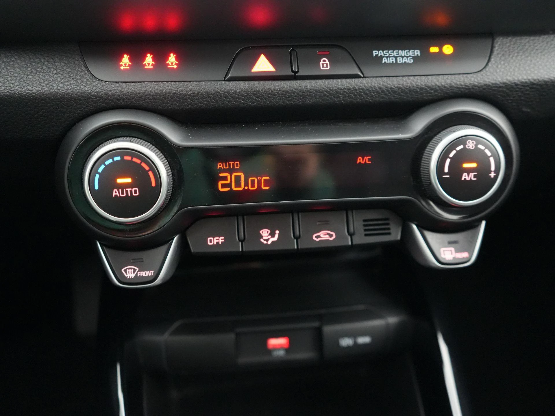 Kia-Stonic-image-16