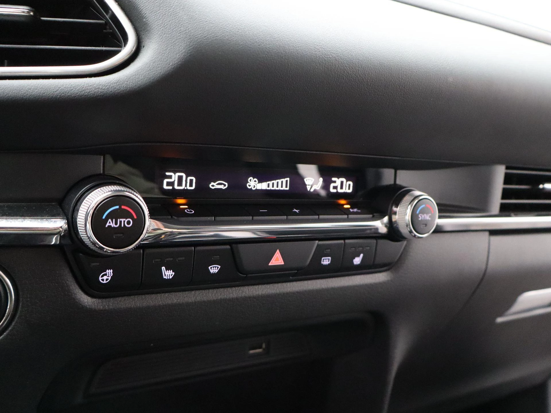 Mazda-CX-30-image-21