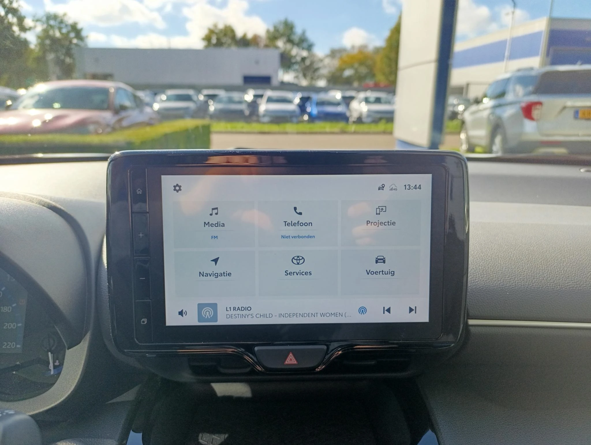 Toyota-Yaris Cross-image-21