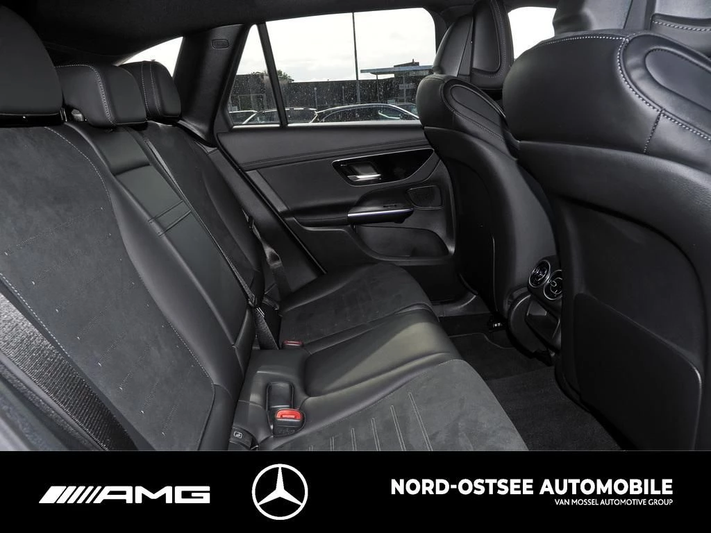 Mercedes-Benz GLC 300 d AMG 4M AHK DISTRONIC MBUX SHZ KEYLESS AMGX254 GLC 300 d AMG 4M AHK DISTRONIC MBUX SHZ KEYLESS AMG