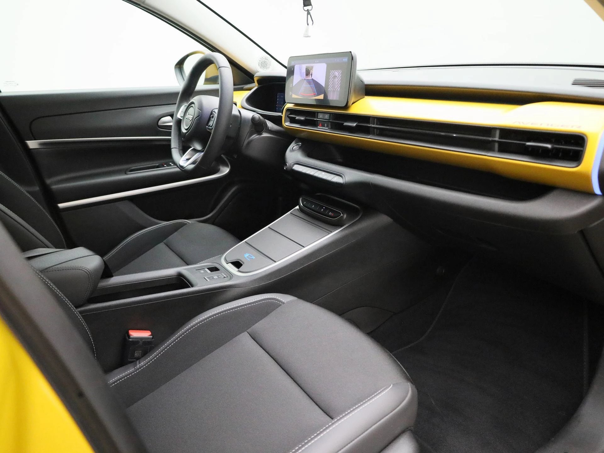 Jeep-Avenger-image-38