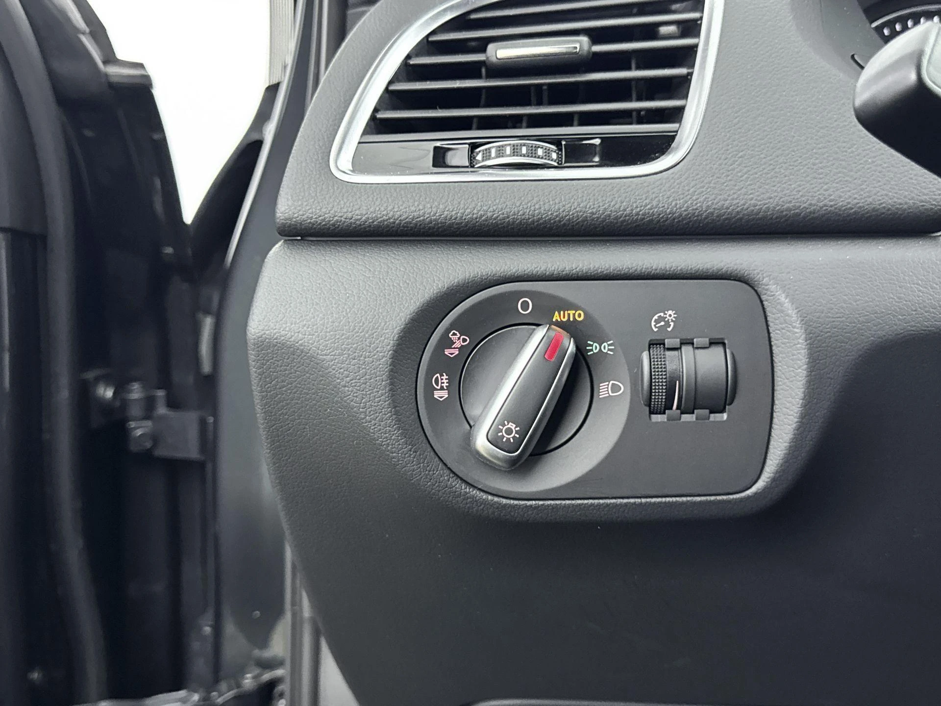 Audi-Q3-image-18