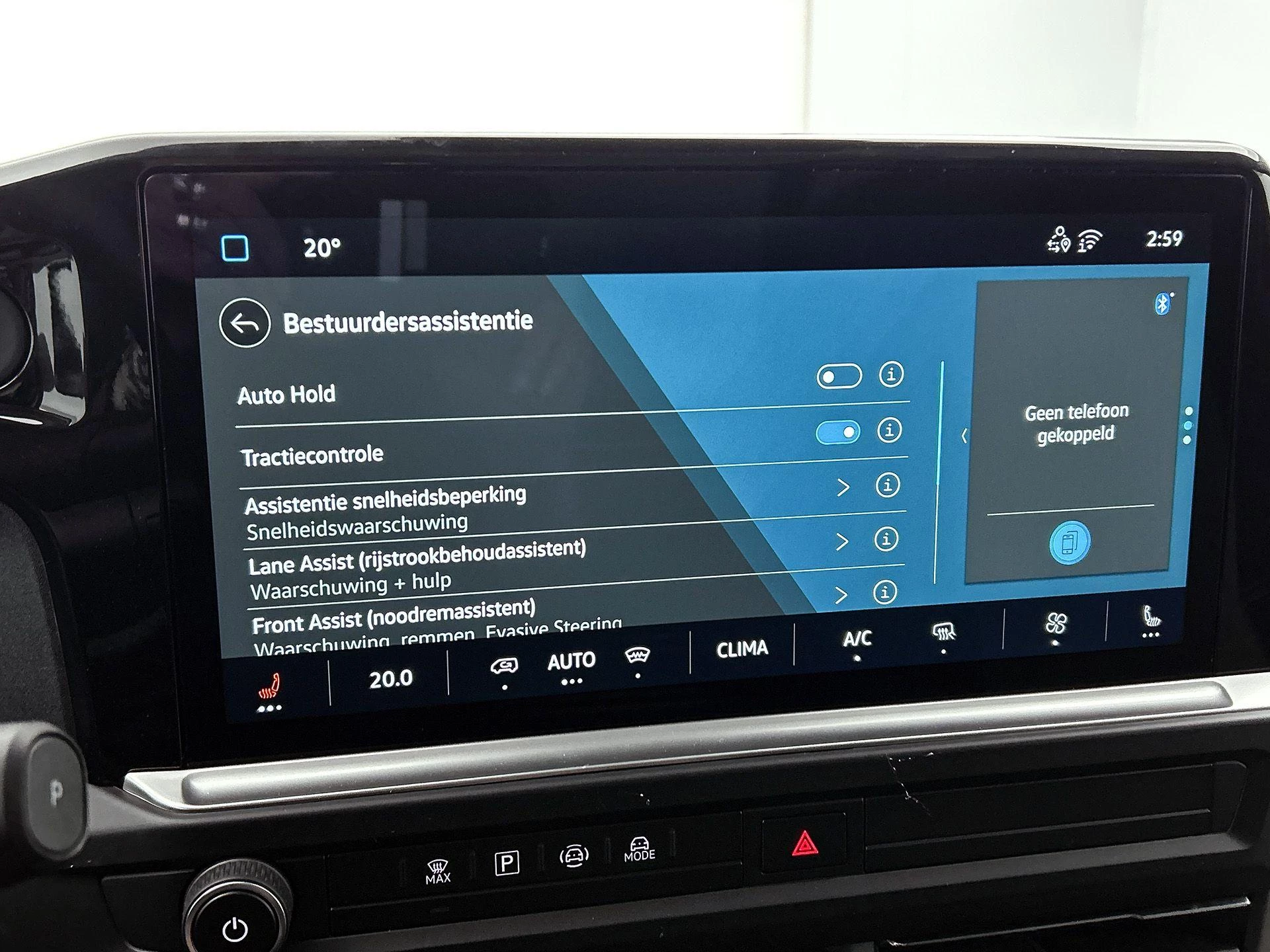 Volkswagen e-Transporter L2H1 Life 64 kWh 136PK