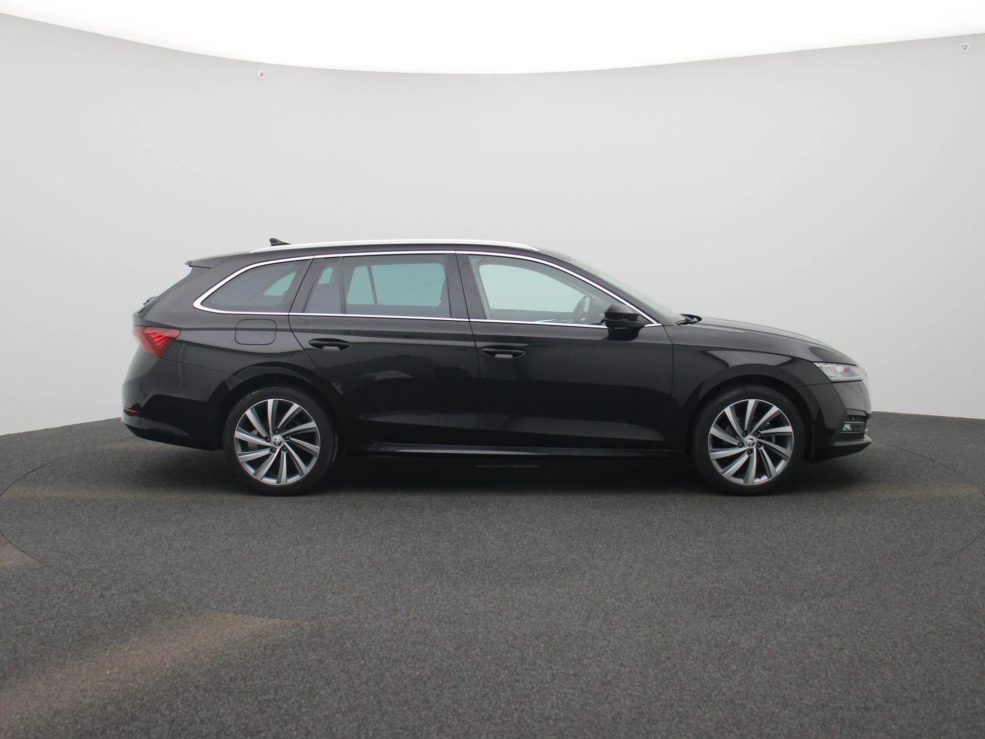 Škoda Octavia Combi 1.0 e-TSI Business Edition Plus