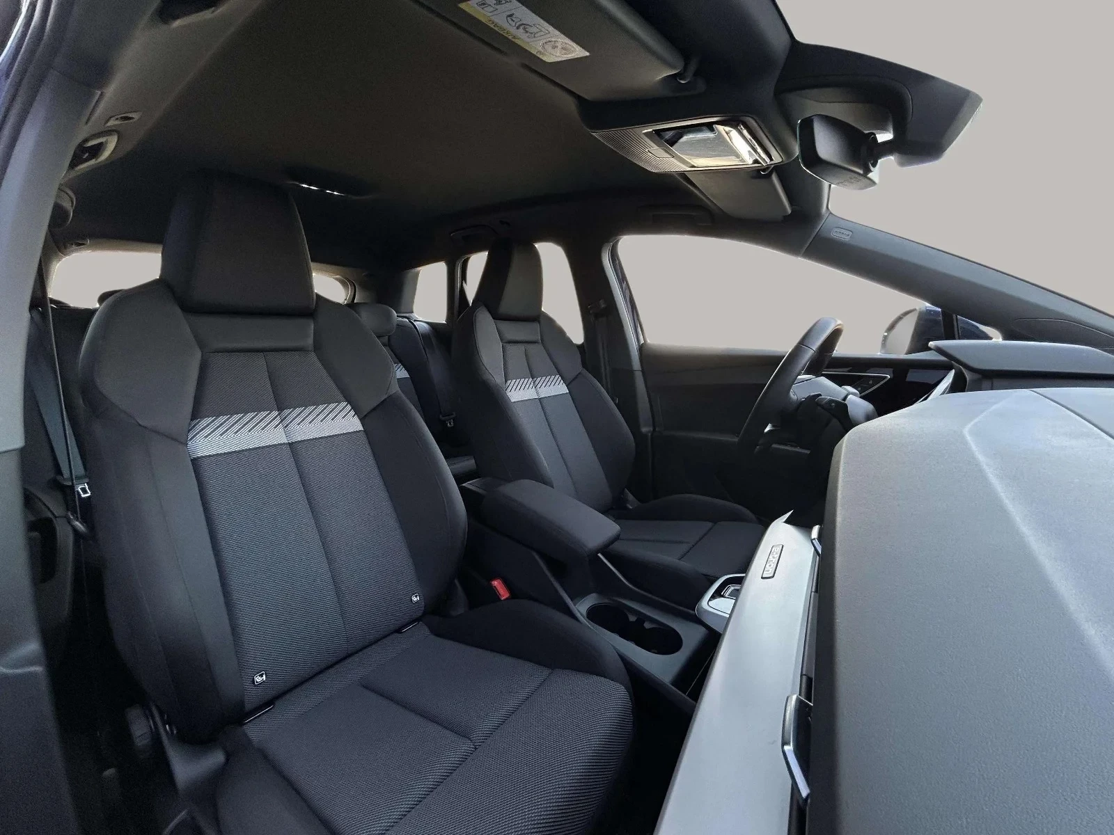 Audi-Q4 e-tron-image-14