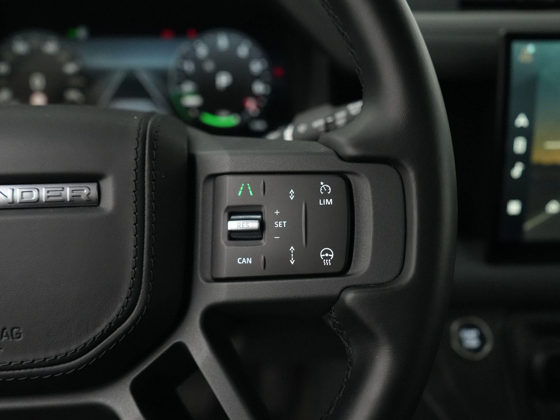 Land Rover-Defender-image-14