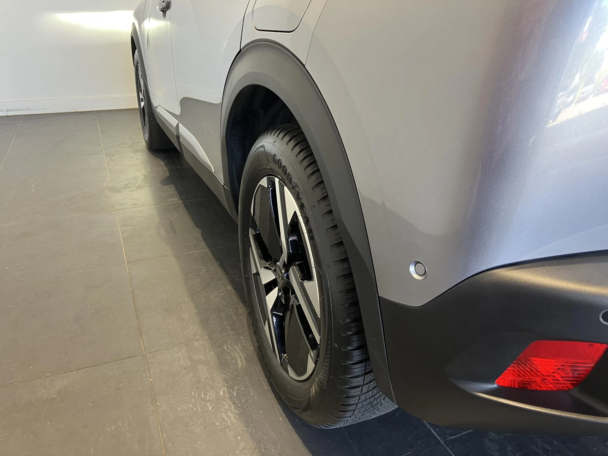 Peugeot-2008-image-9