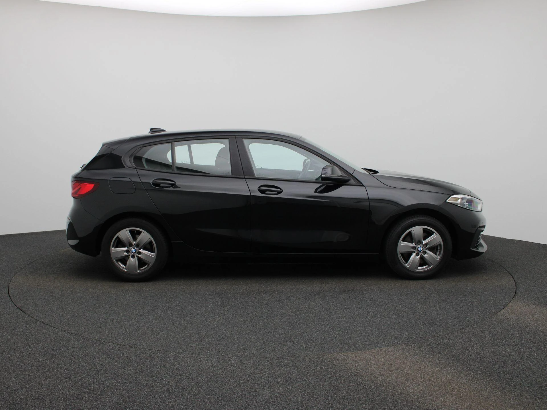 BMW-1 Reeks-image-5