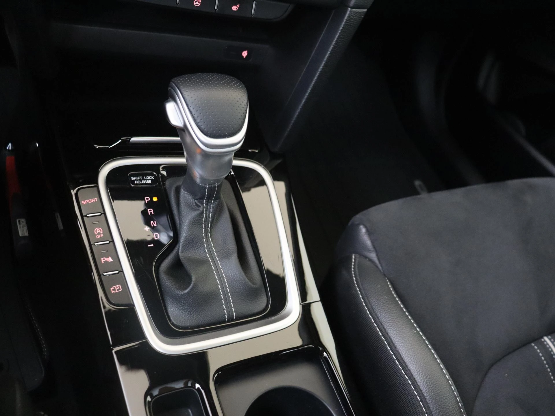 Kia-Ceed Sportswagon-image-13