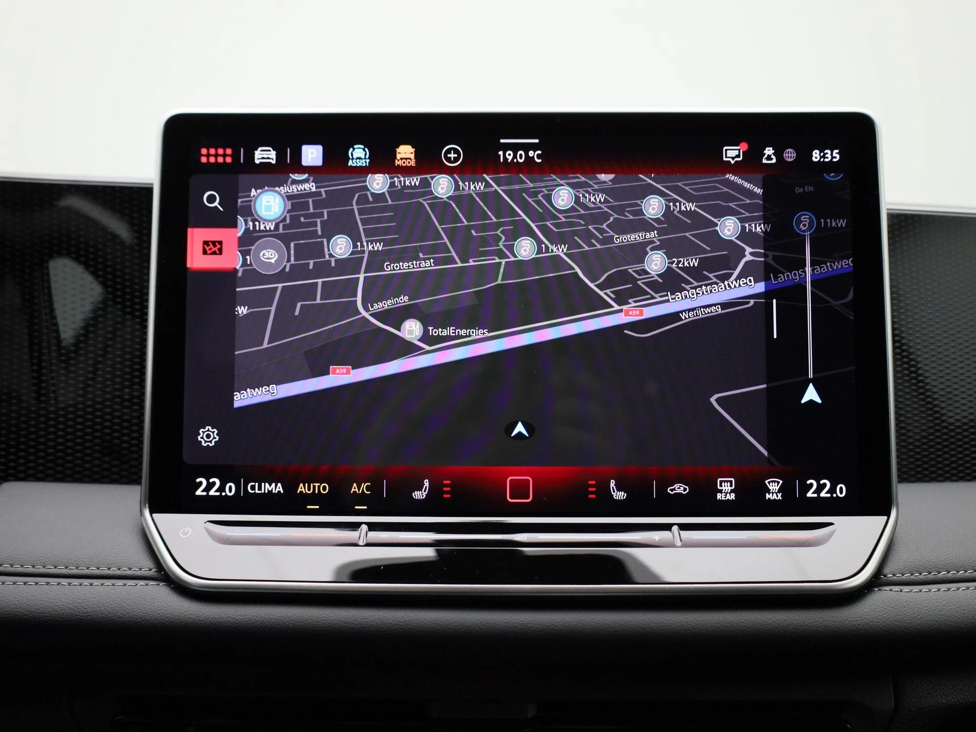 Volkswagen-Tiguan-image-16