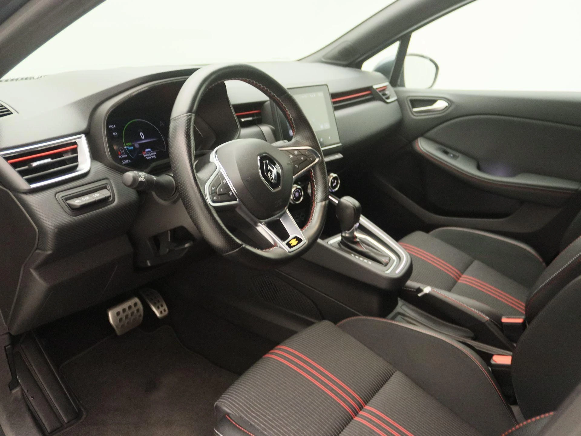 Renault-Clio-image-21