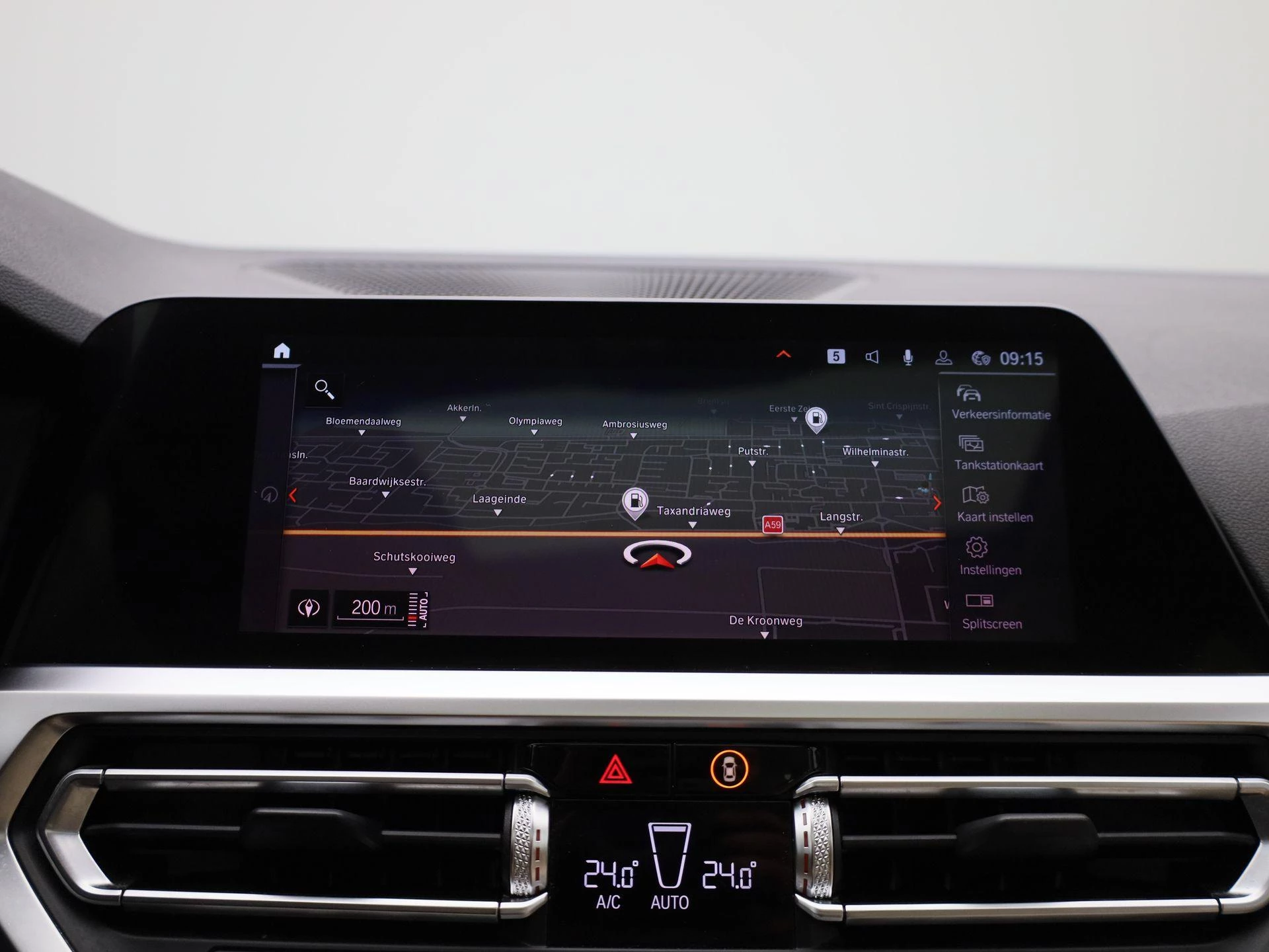 BMW-3 Serie-image-16