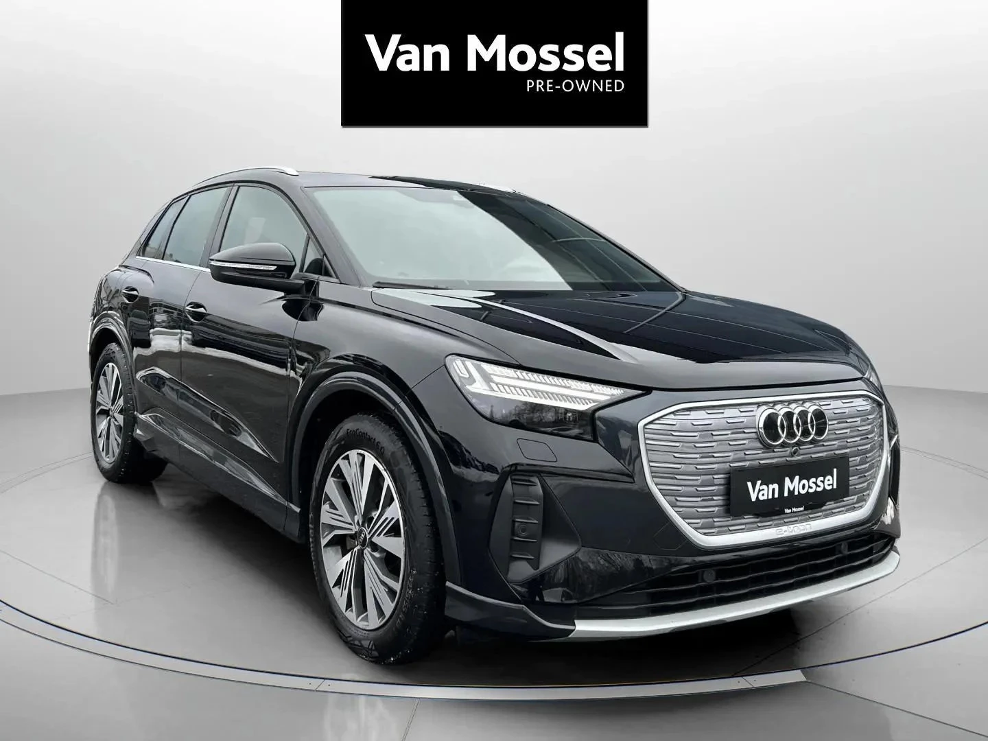 Audi-Q4 e-tron-image-2