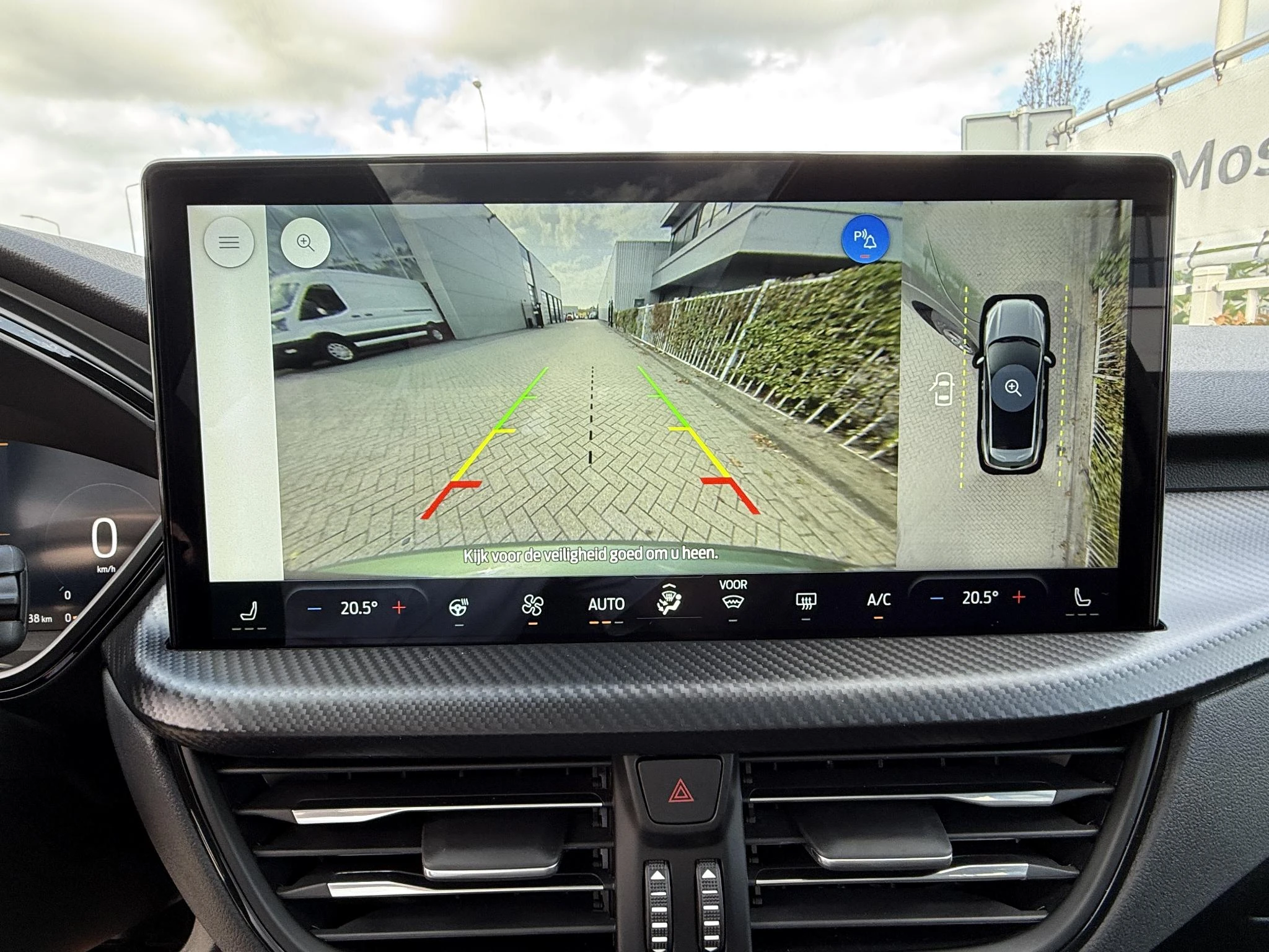 Ford-Kuga-image-21