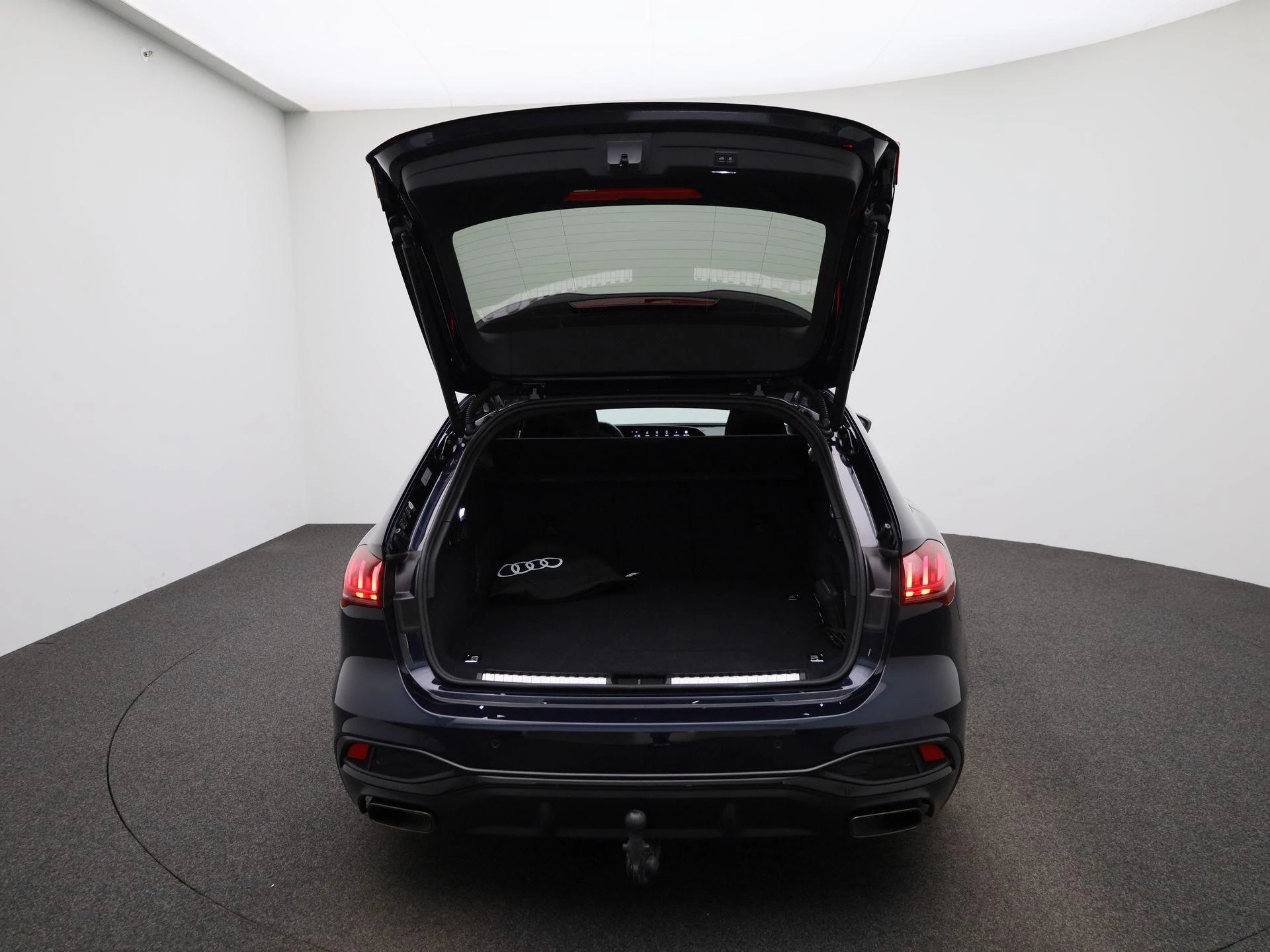 Audi A5 Avant 2.0 e-hybrid quattro S edition Competition