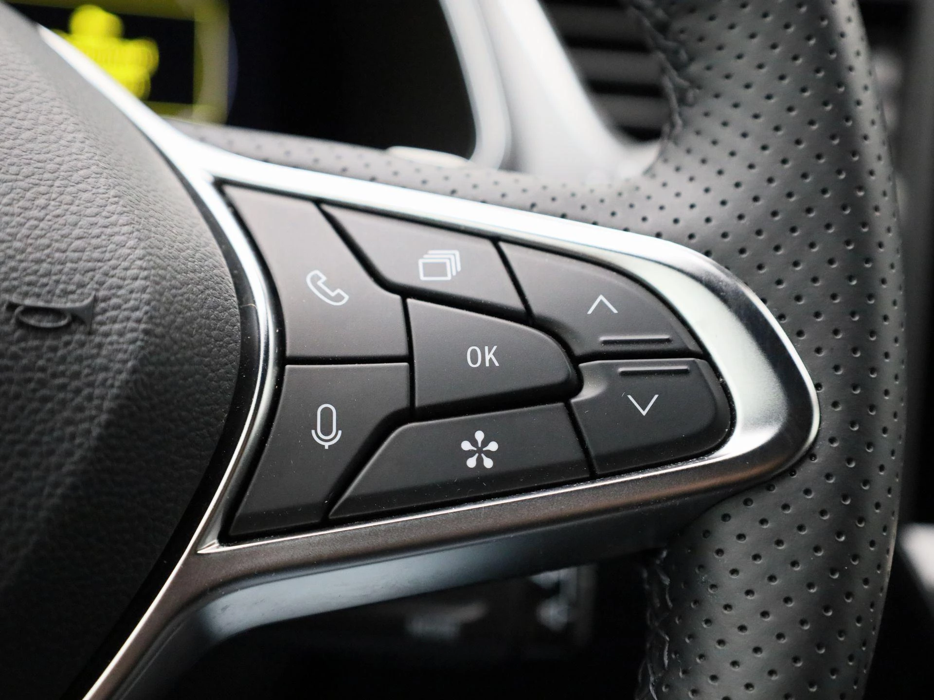 Renault-Captur-image-23