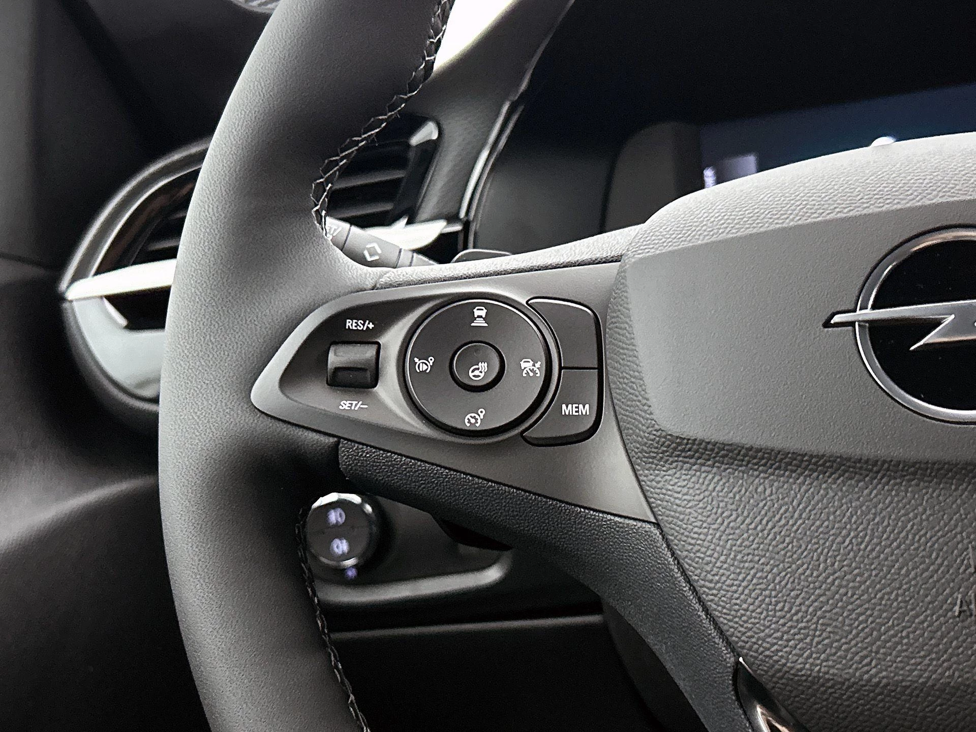Opel-Corsa-image-5