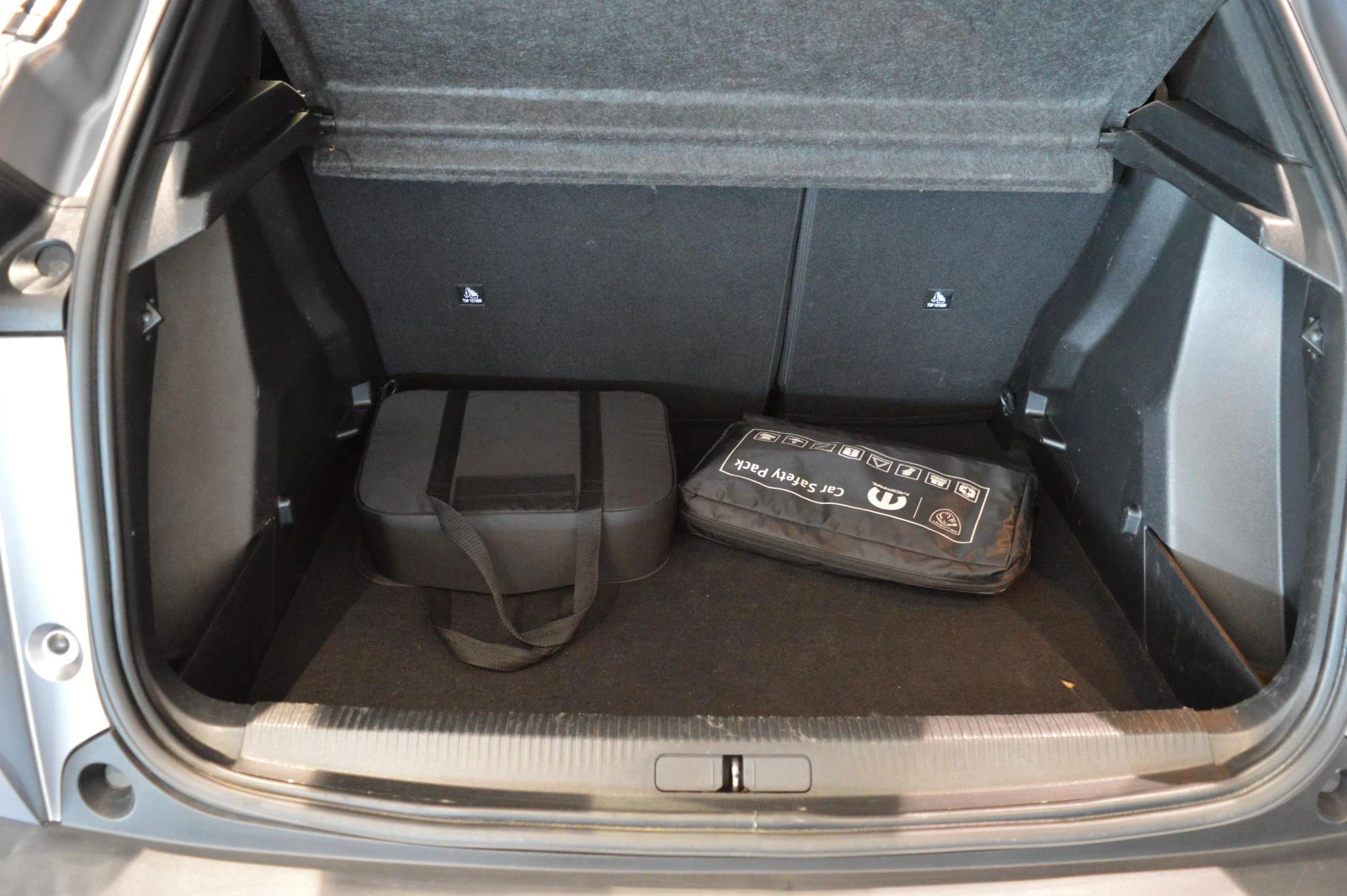 Peugeot-e-2008-image-15